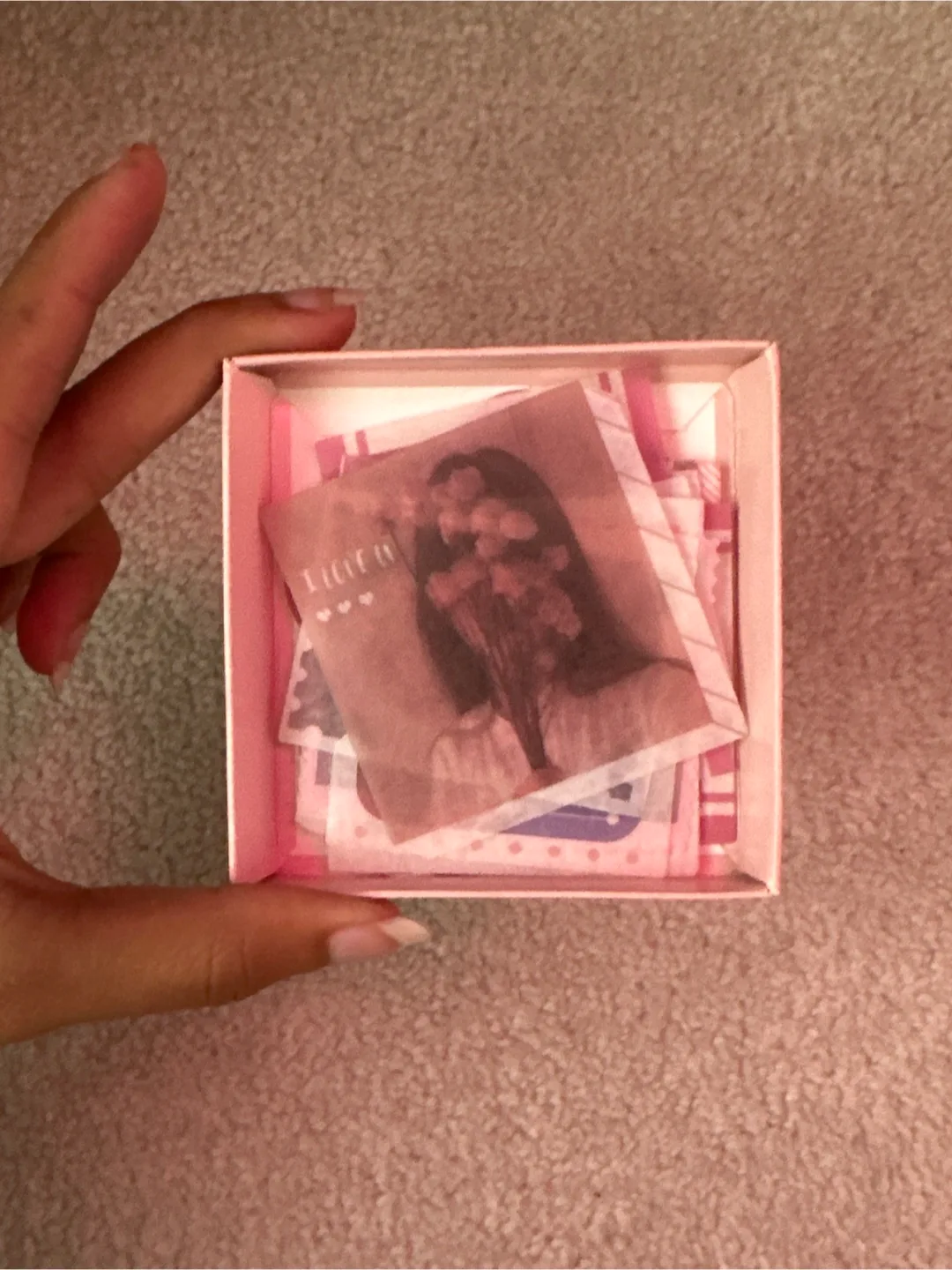 Pink Stickers image indicator(2)