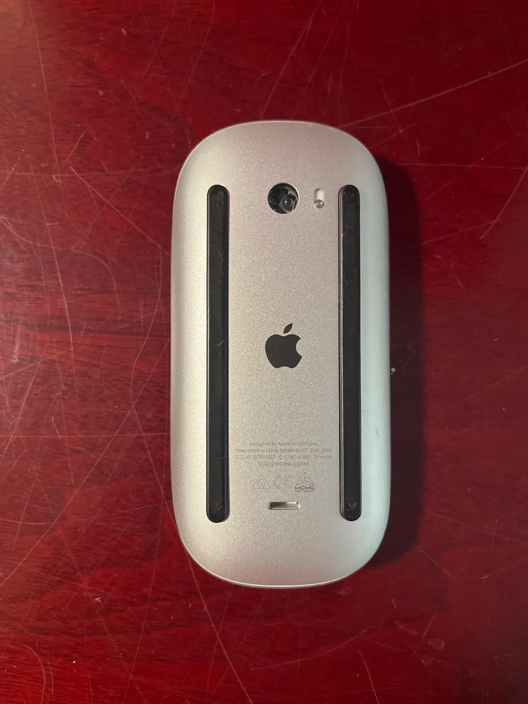 Apple Magic Mouse - White image indicator(2)