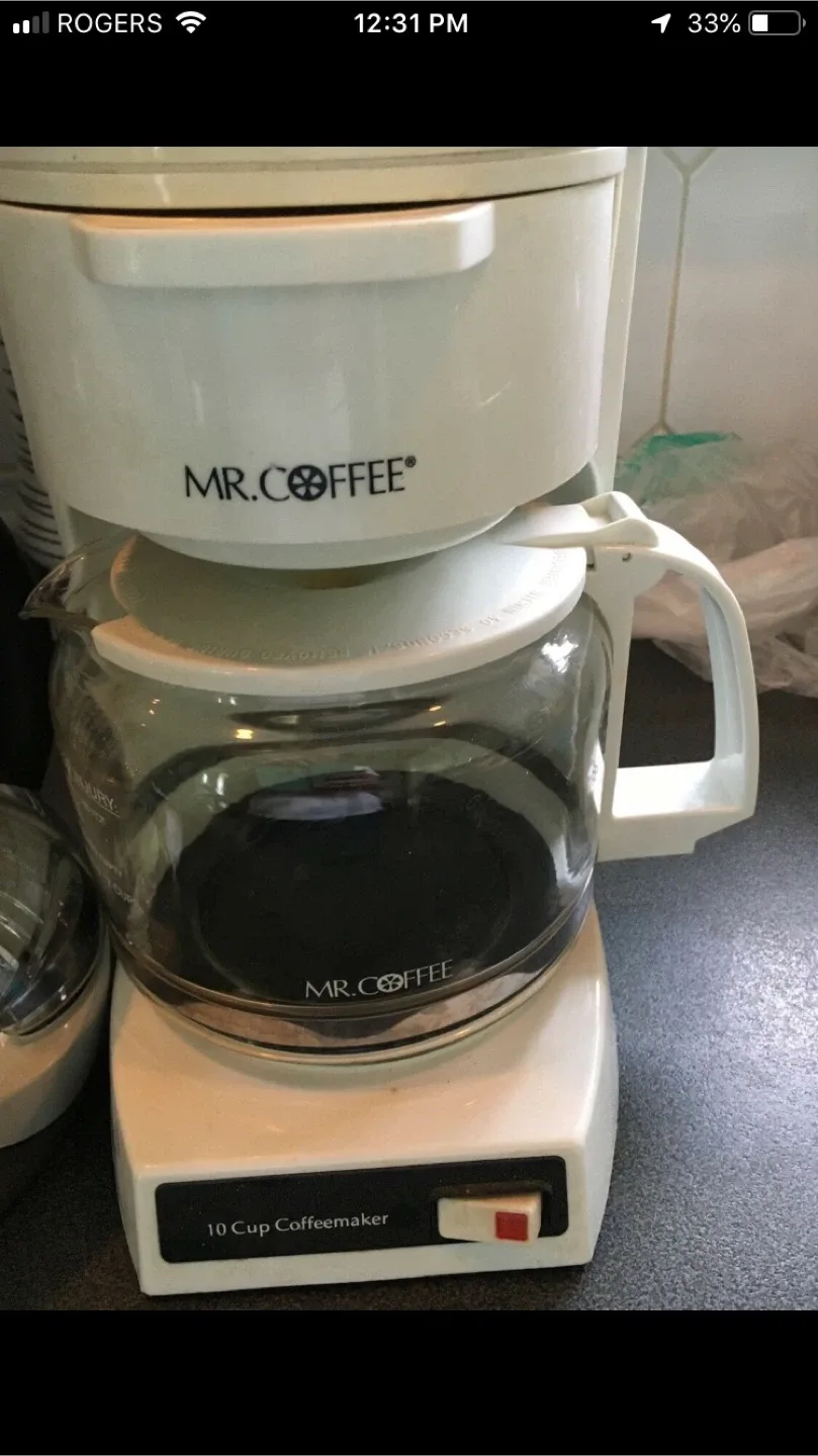 Toaster AND 10 Cup Coffeemaker thumbnail