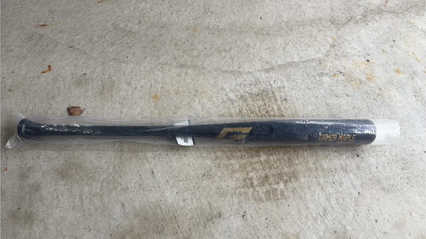 Marucci Black Gamer Maple Baseball Bat image indicator(2)