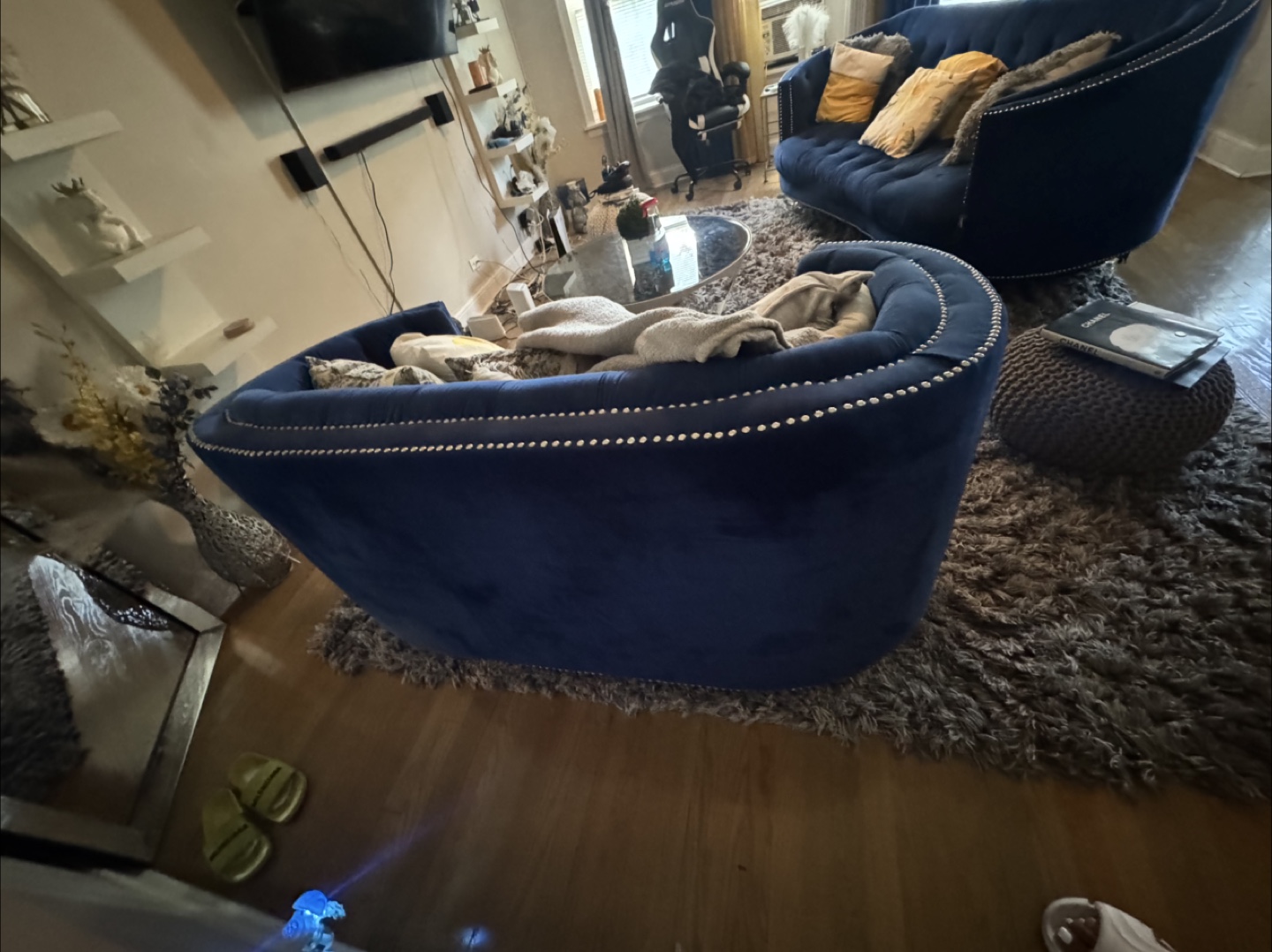 Blue Velvet Loveseat - Like New! - photo 2