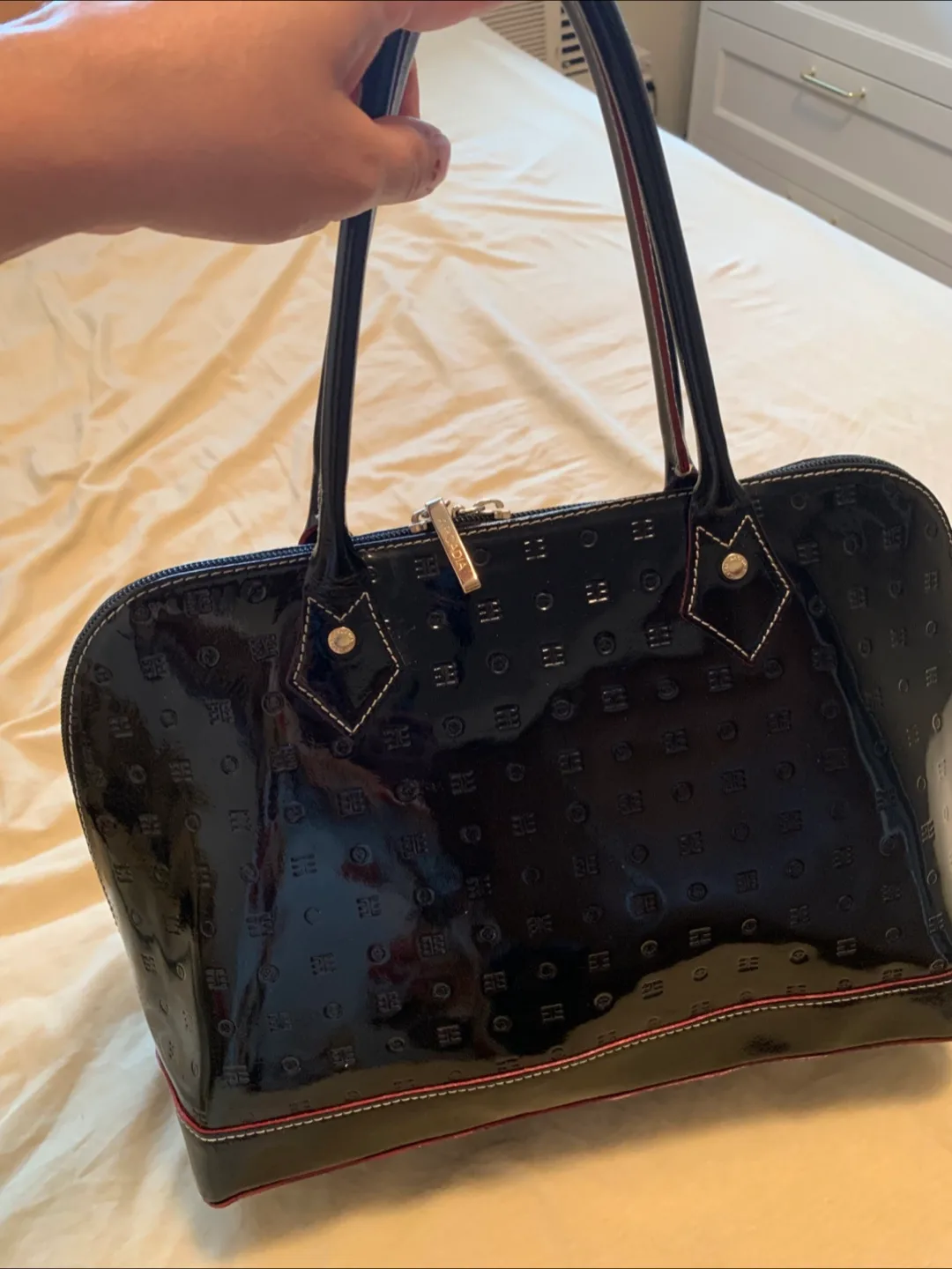 Arcadia Black Patent Leather Handbag image indicator(2)
