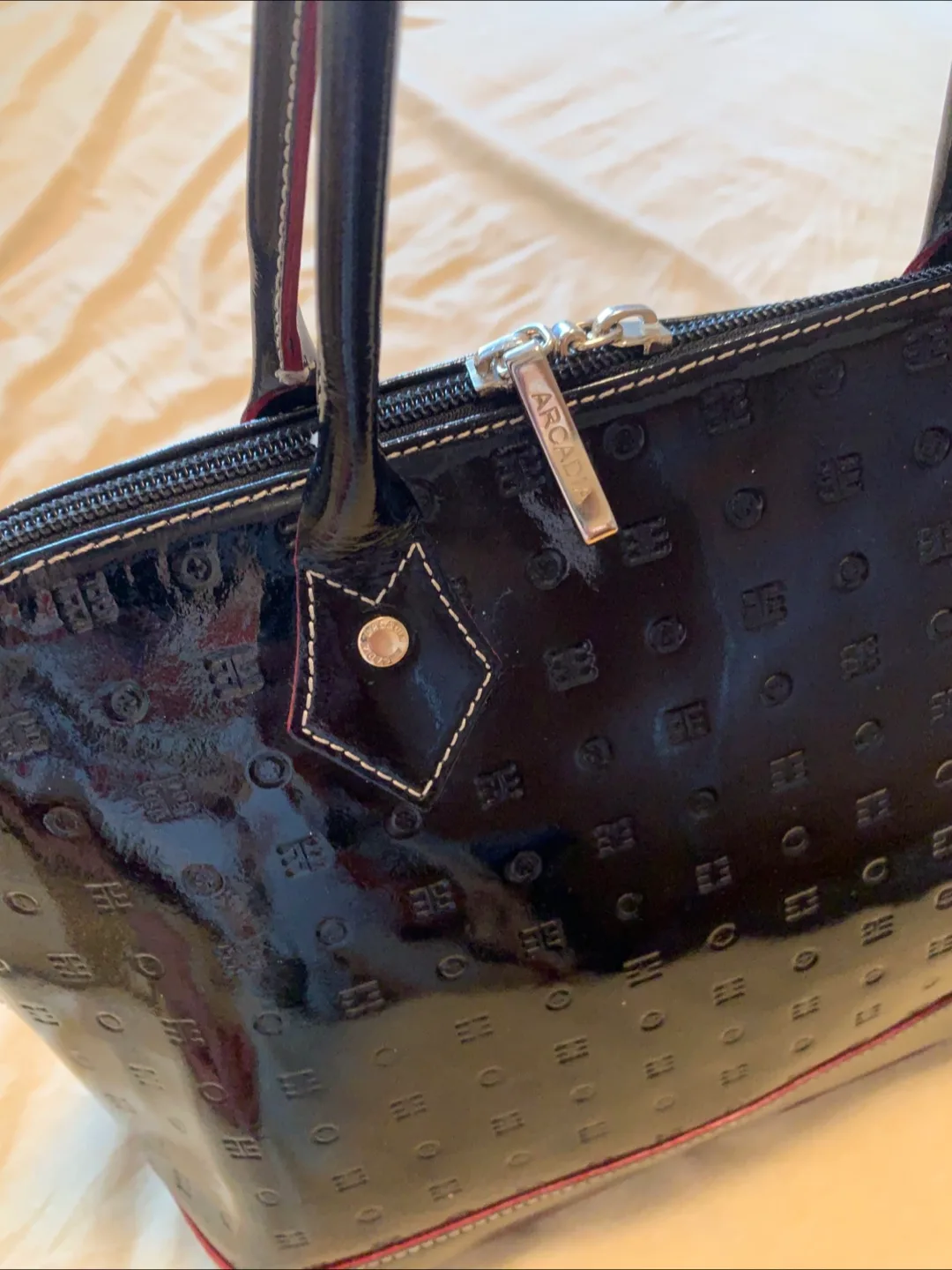 Arcadia Black Patent Leather Handbag image indicator(6)