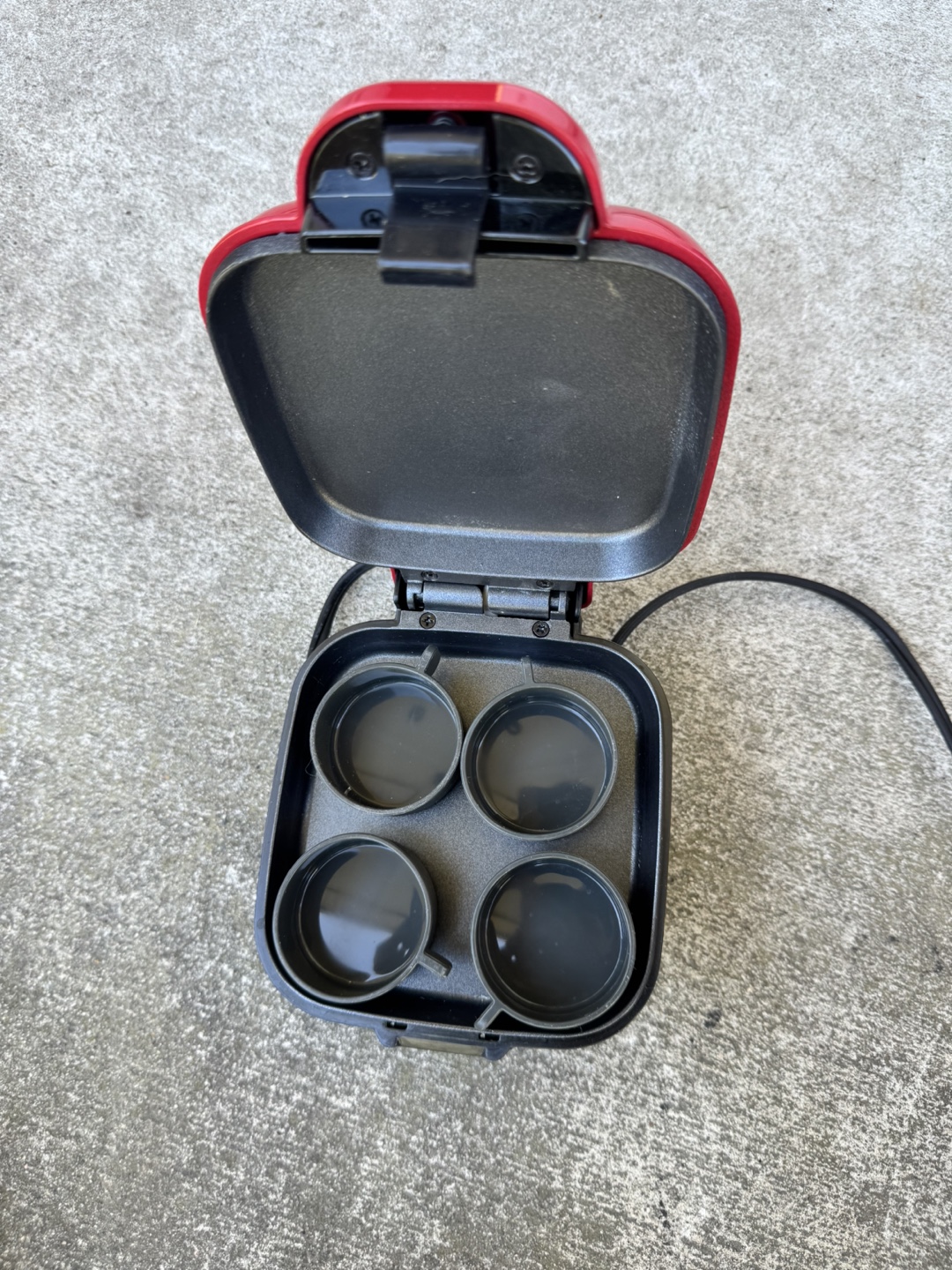Dash deluxe egg bite maker - photo 2