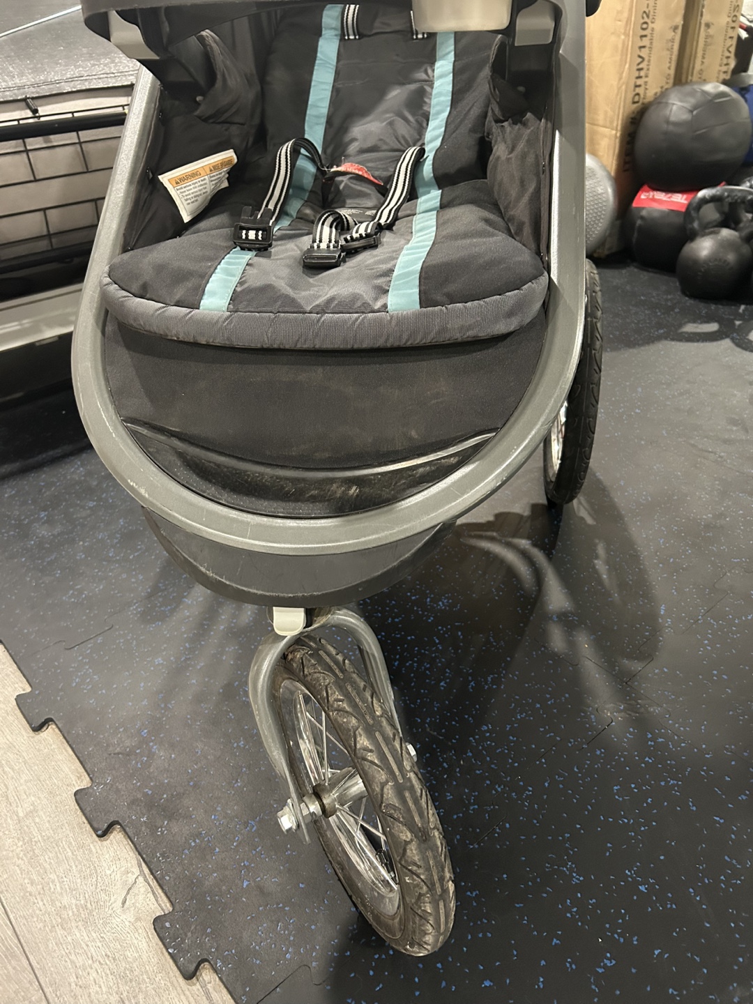 Graco Jogging Stroller - Great Condition! 🥕 - photo 3
