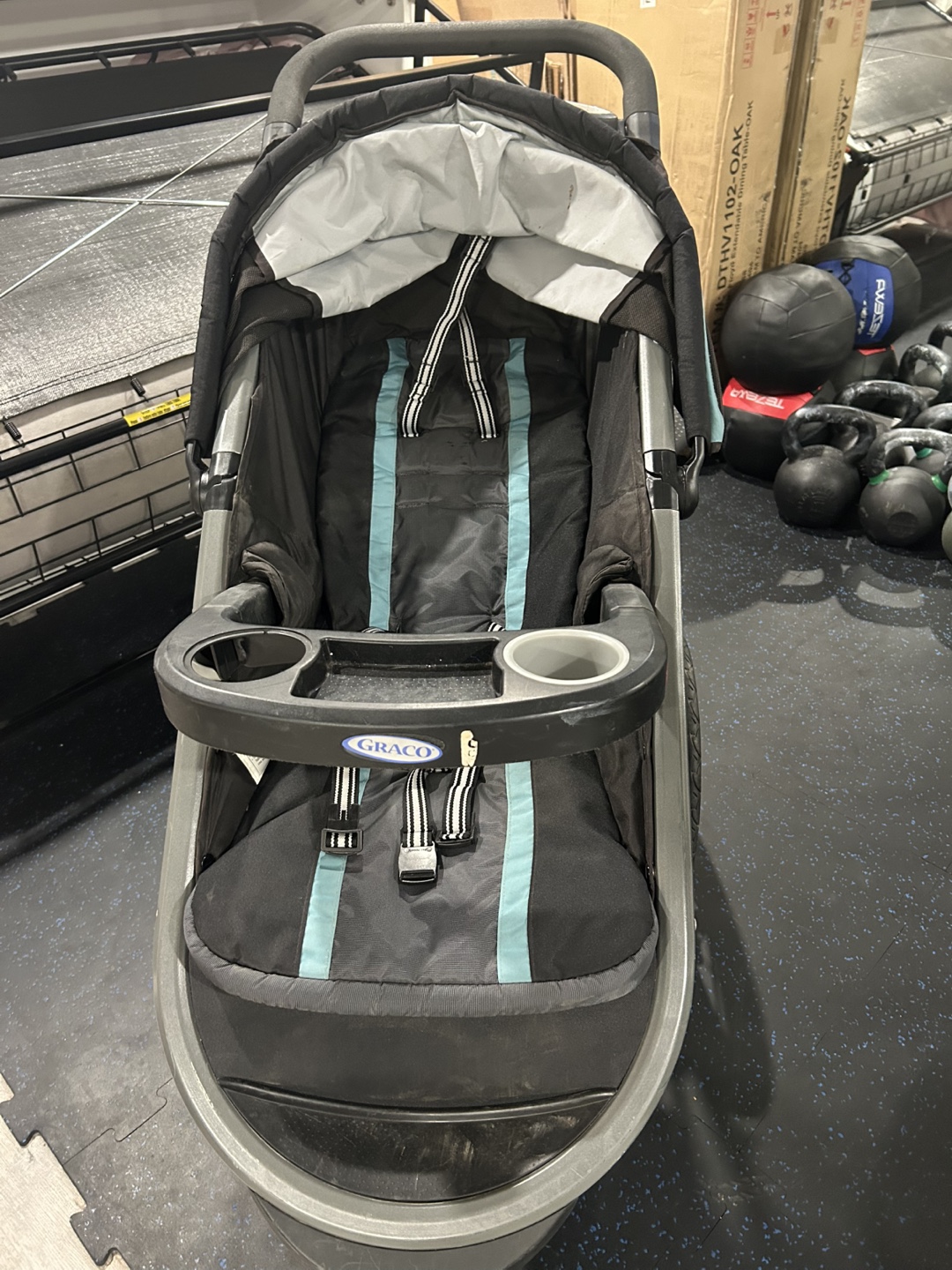 Graco Jogging Stroller - Great Condition! 🥕 - photo 2