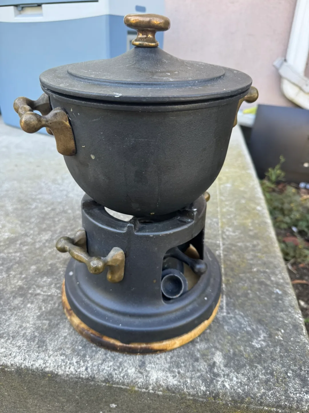 Cast Iron Fondue Pot Set