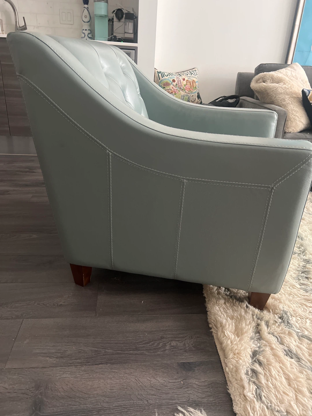Light Blue Armchair - photo 3