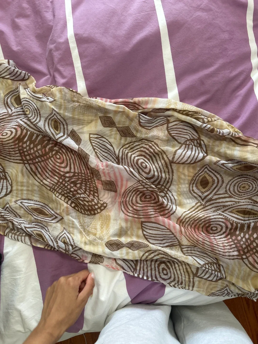 Patterned Infinity Lightweight Scarf thumbnail