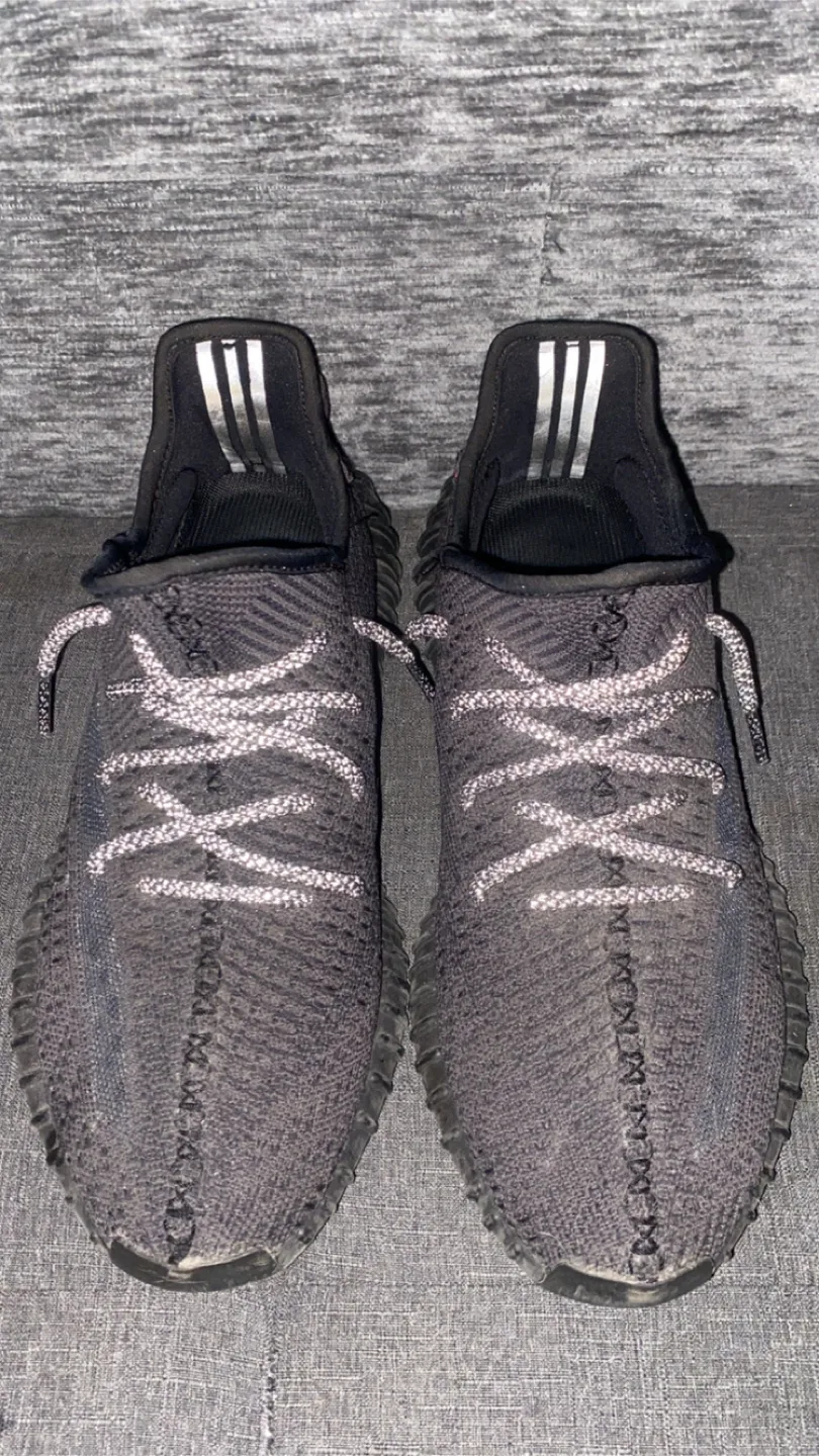 Black Adidas Yeezy 350 thumbnail