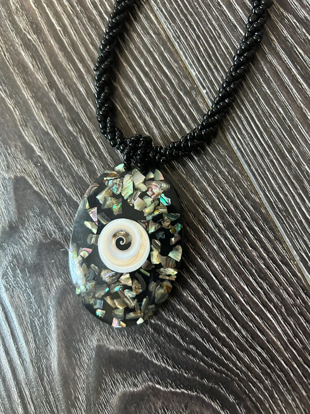 Black shell pendent thumbnail