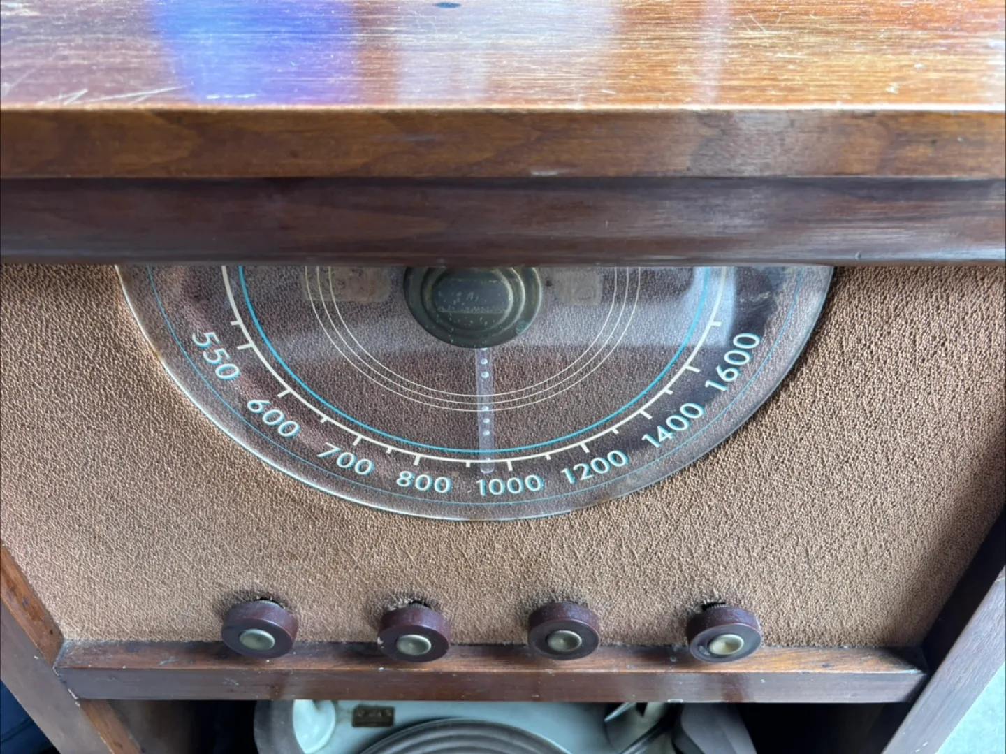 Vintage  Radio Phonograph Combo image indicator(5)