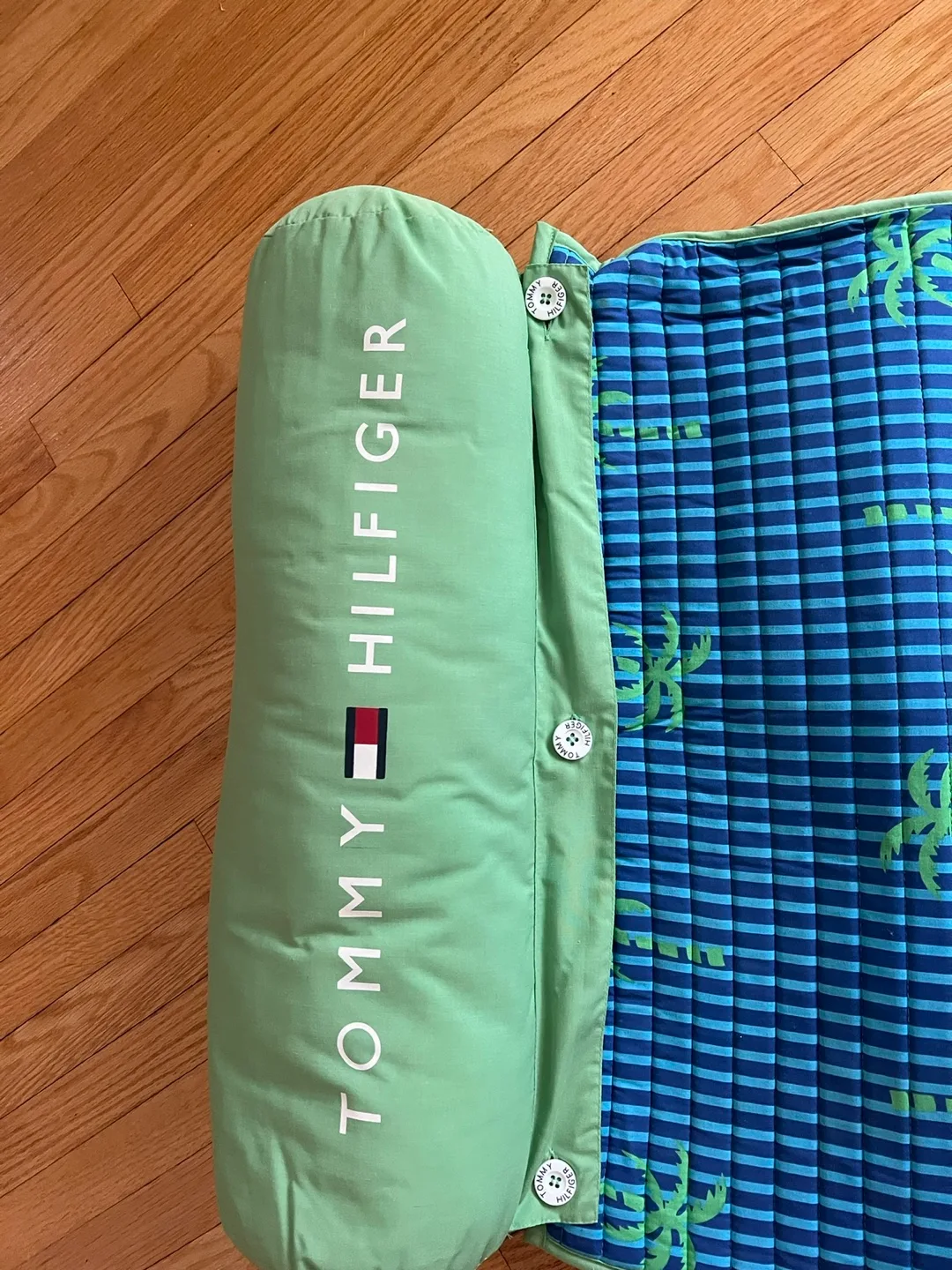 Tommy Hilfiger Beach Mat - 24 x 66 in image indicator(3)