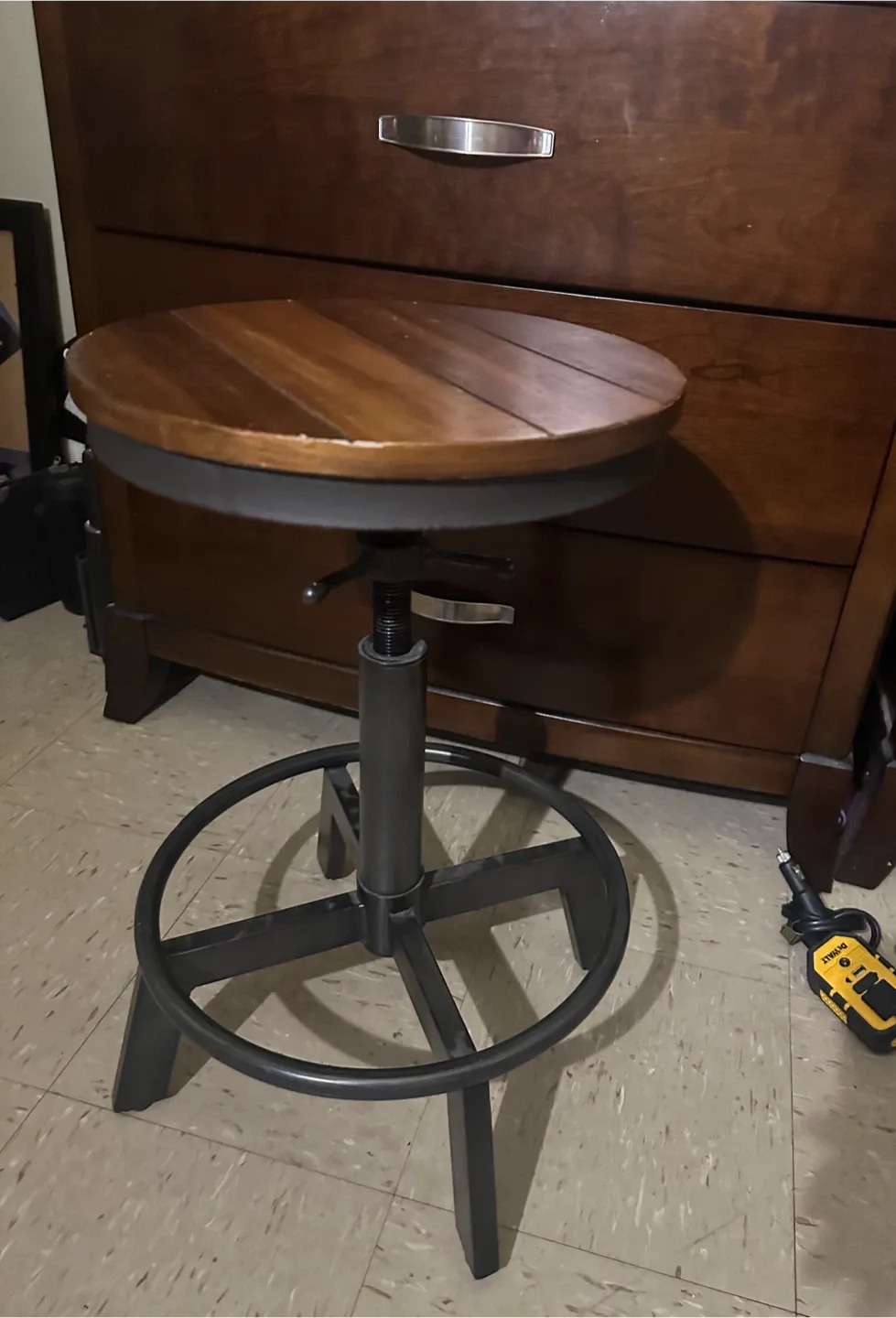 Industrial Bar Stool - Adjustable Height image indicator(2)