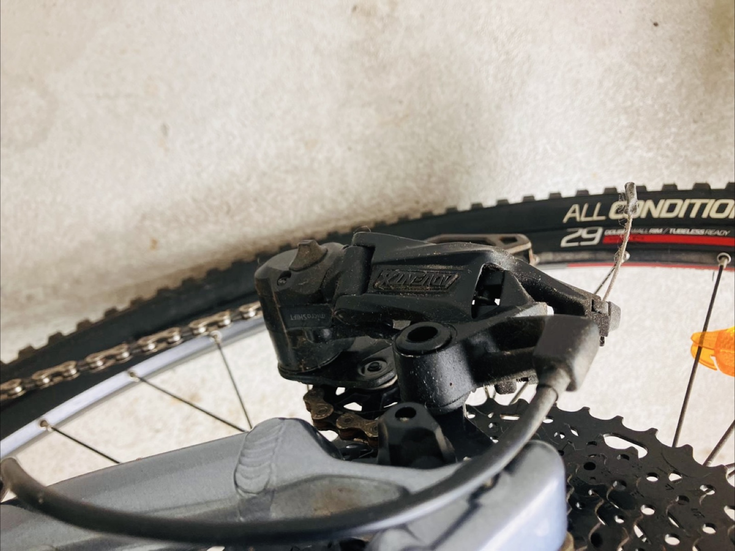 Rockrider Mountain Bike - 29 inch wheels - photo 4