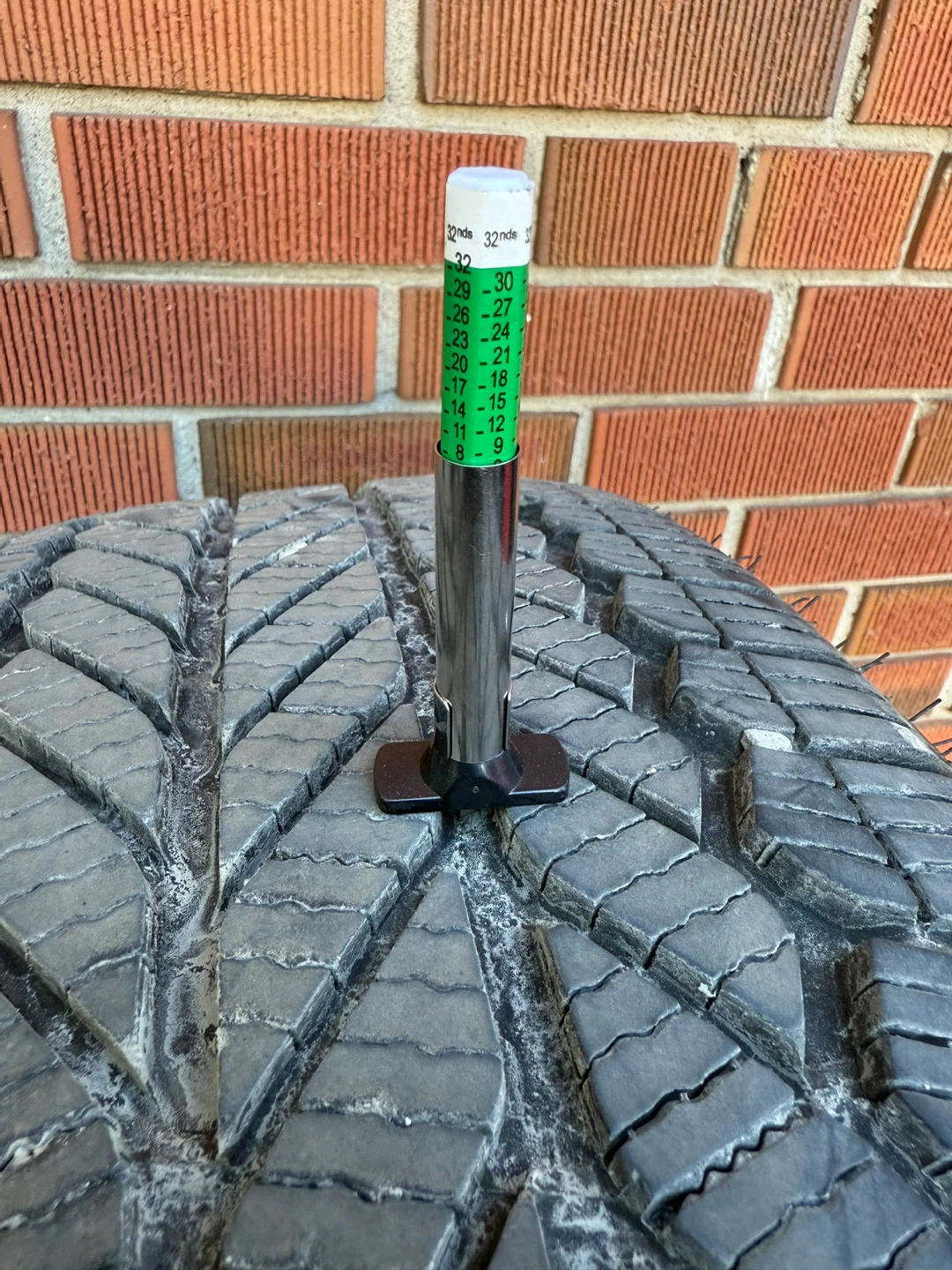 BRIDGESTONE WEATHERPEAK 225/55R19 - photo 3