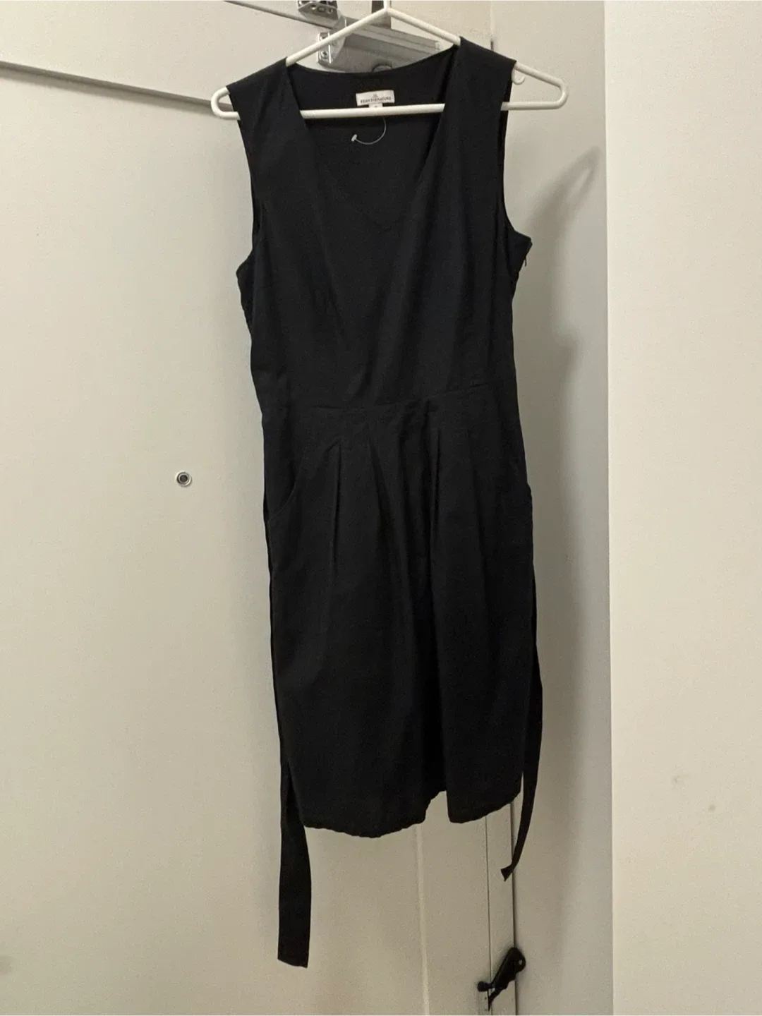 LL BEAN 100% cotton Black Dress sz8 thumbnail