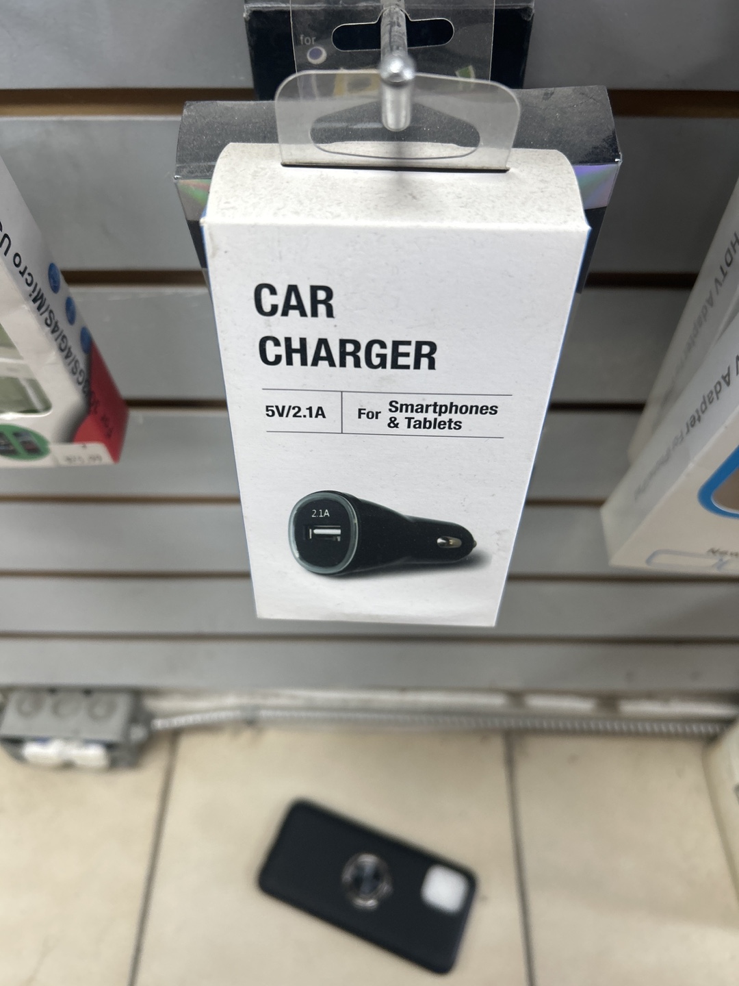 Car Charger 5V/2.1A for Smartphones & Tablets - photo 2