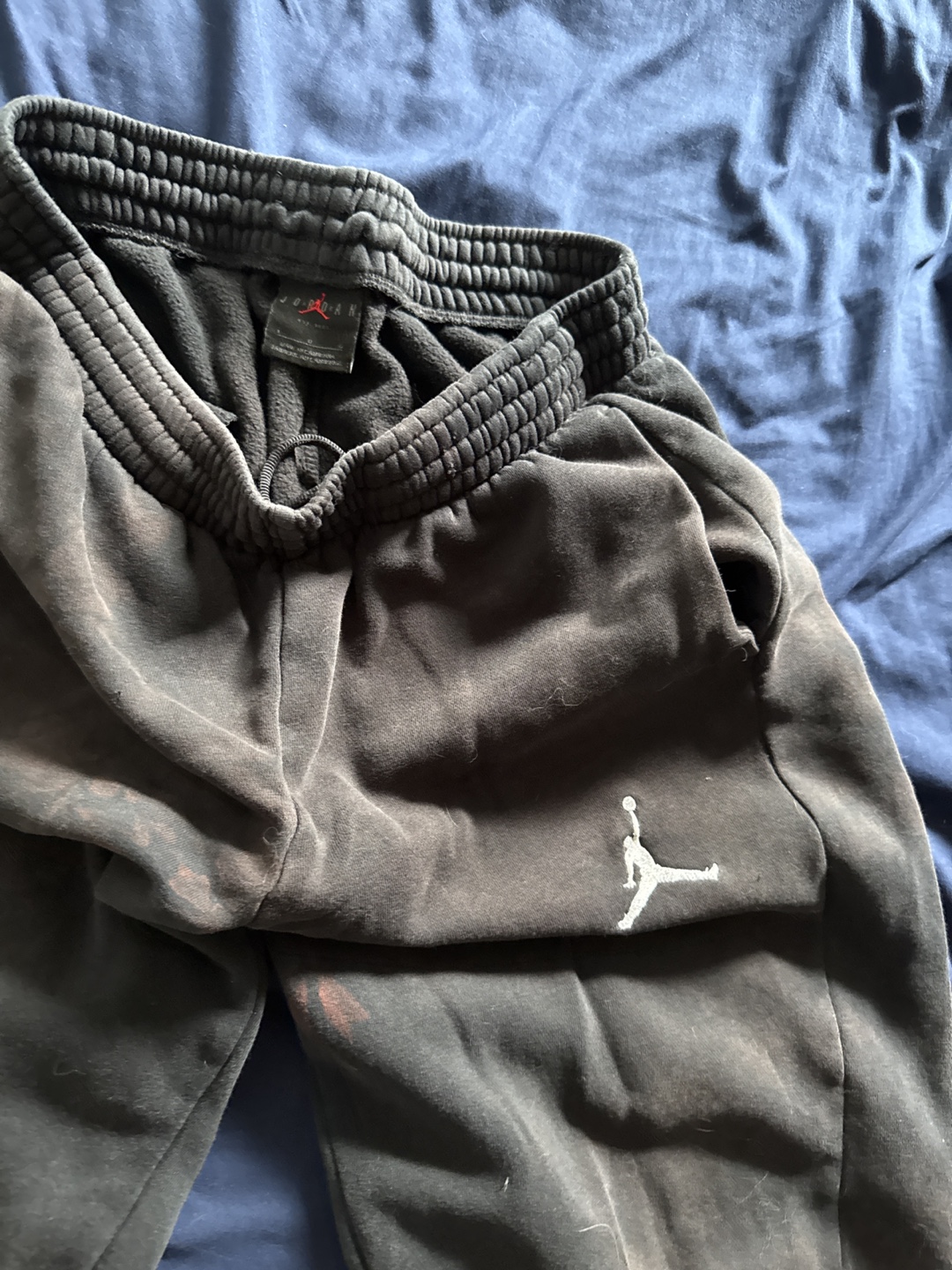 Jordan Sweatpants - used, was washed with load of whites - photo 3