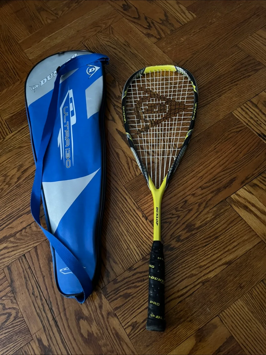 Dunlop Venom 110 Squash Tennis Racquet image indicator(2)