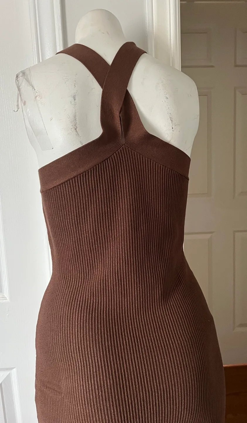 The Drop Brown Ribbed Dress - Size M image indicator(4)