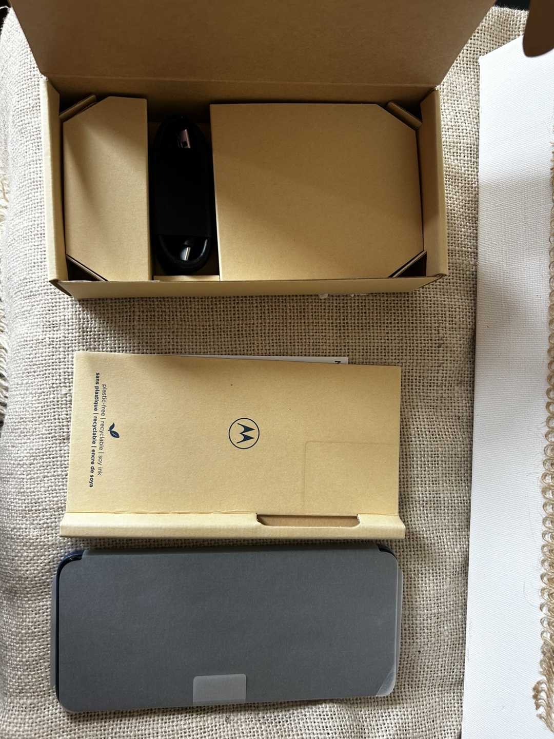 New Motorola Moto G Play 2024 - Blue - photo 3