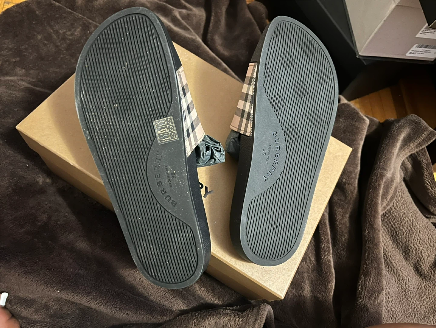 Woman Burberry Checkered Slides, Size 38 - photo 3