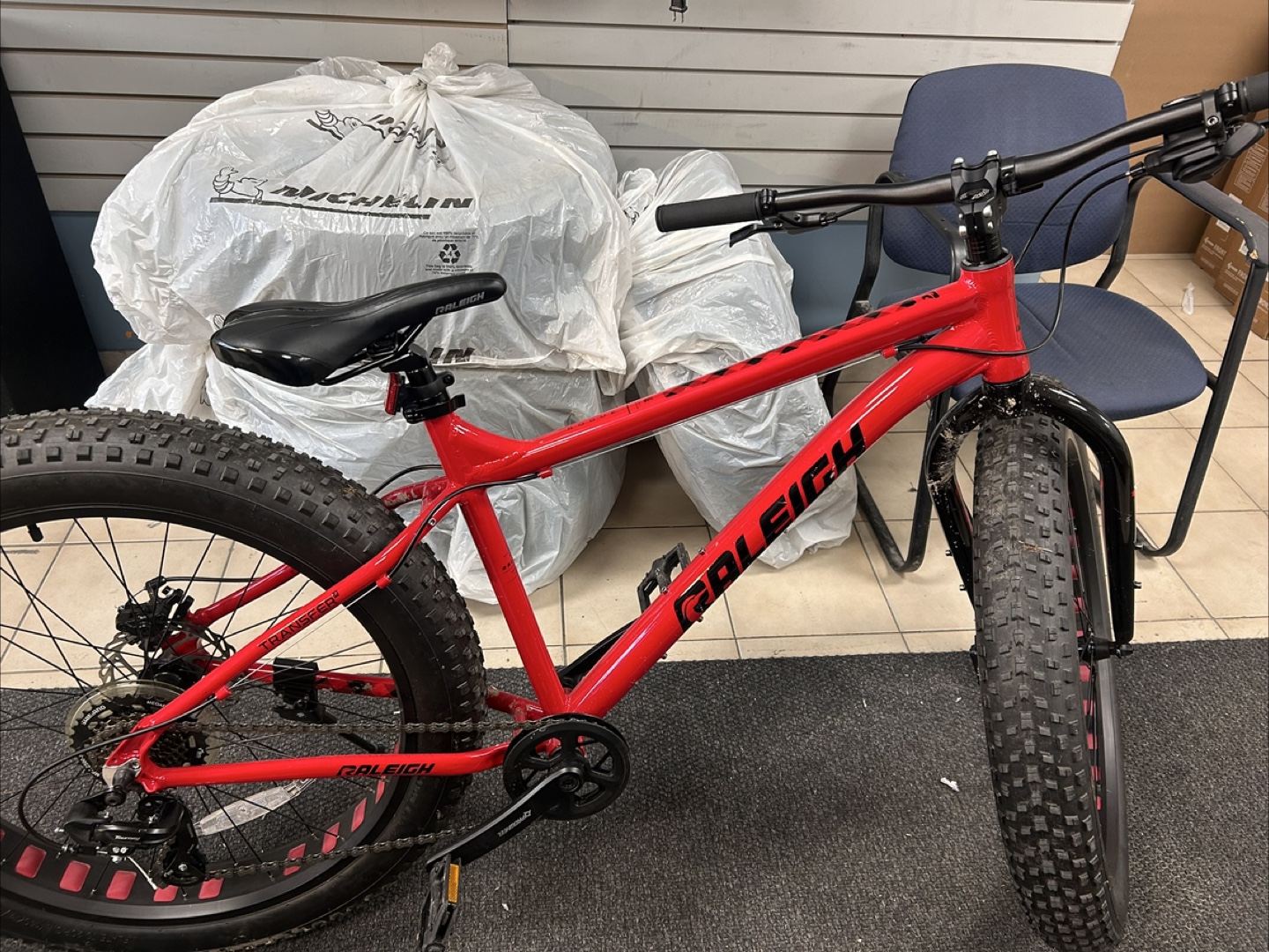 Raleigh Rogue 16" Aluminum Fat Bike - Red - photo 2