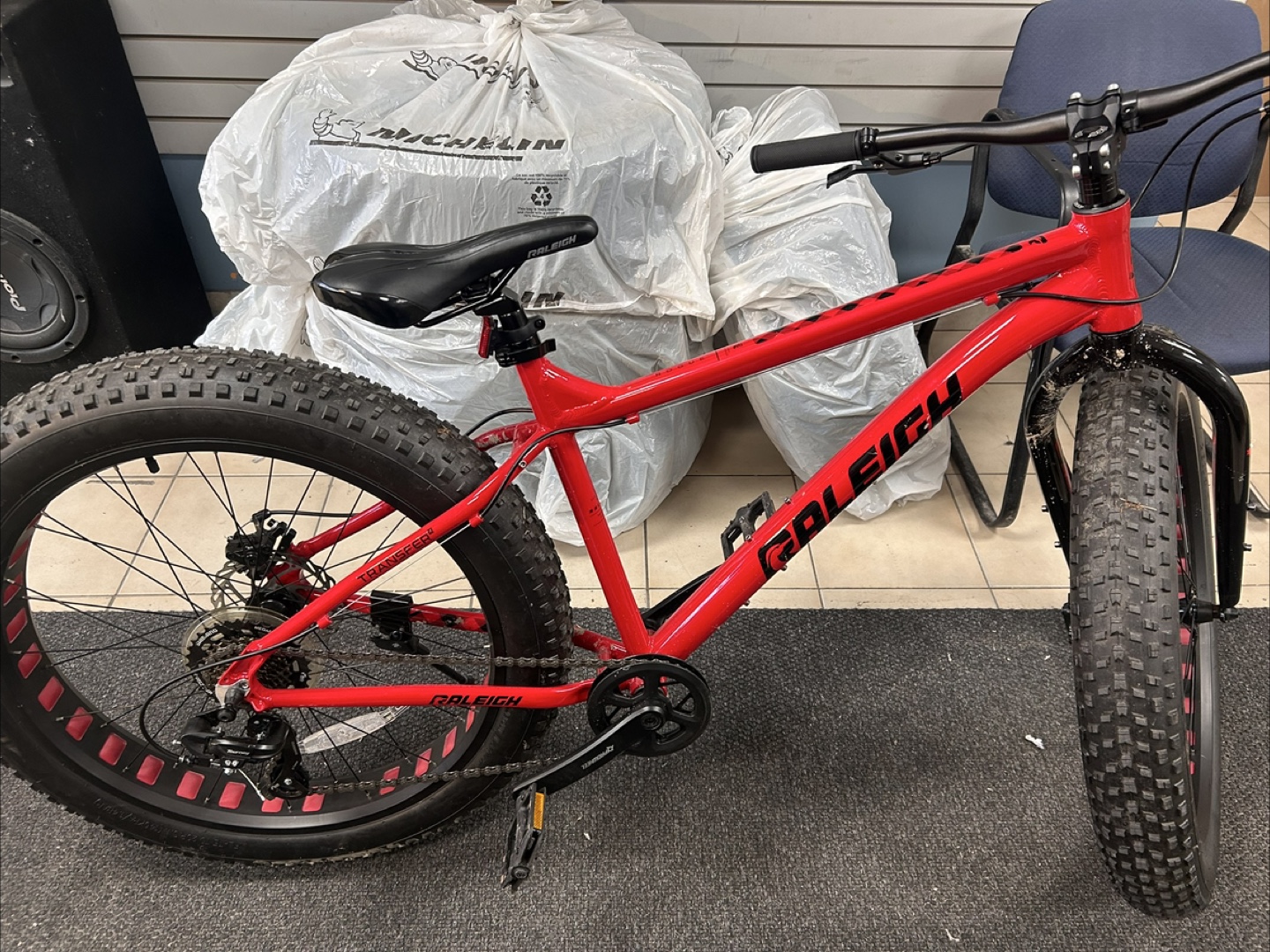 Raleigh Rogue 16" Aluminum Fat Bike - Red - photo 5