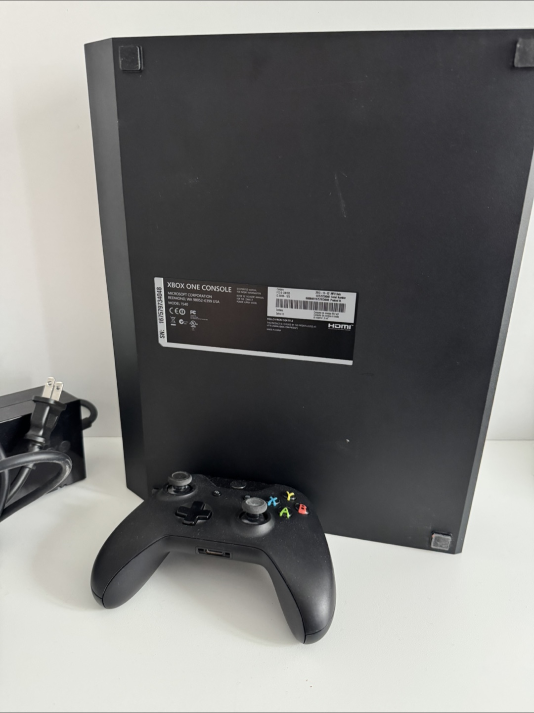 Xbox One Console - Model 1540 - photo 2