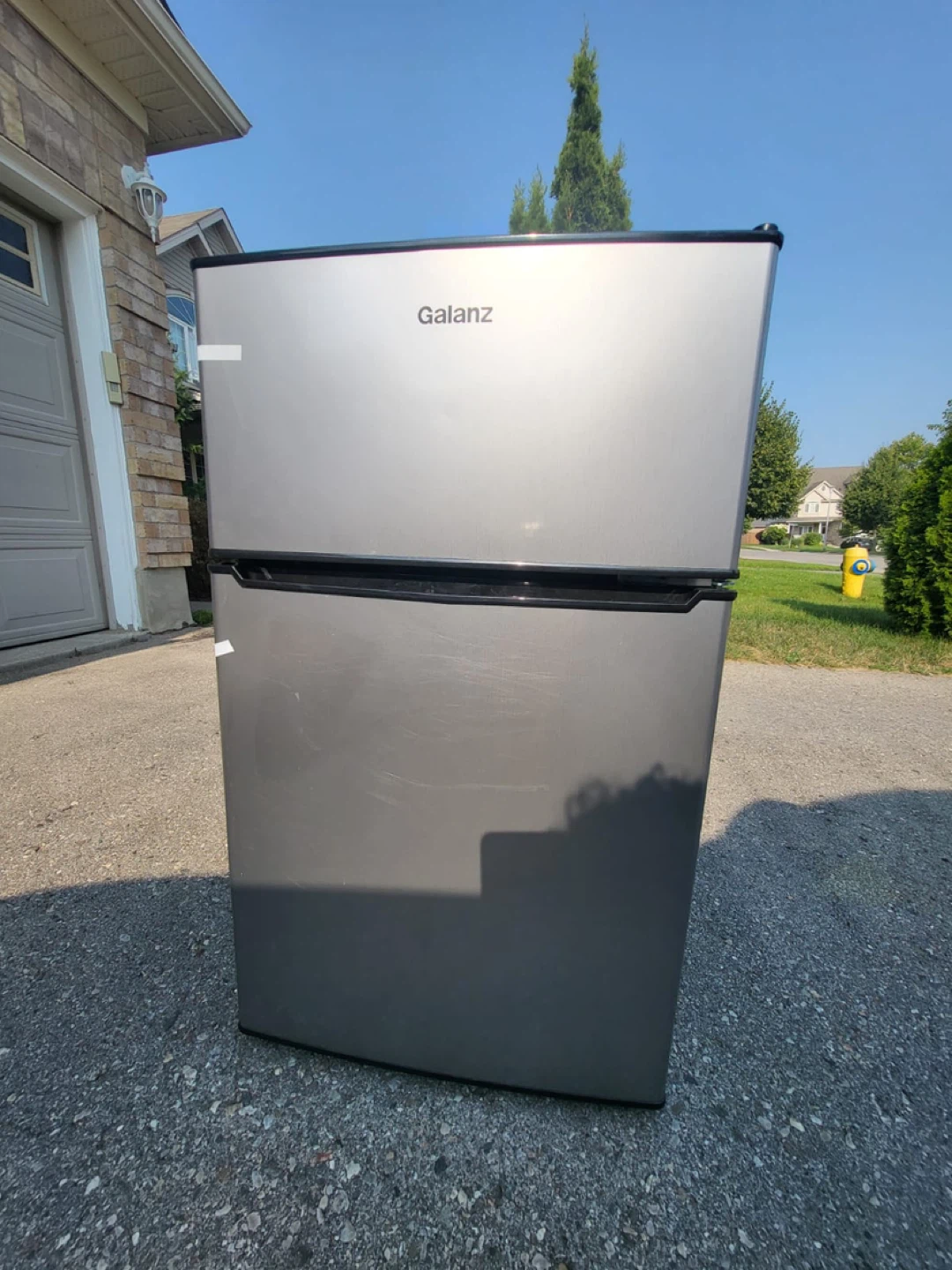Galanz Double Door Compact Refrigerator - 3.1 Cubic Ft - photo 3