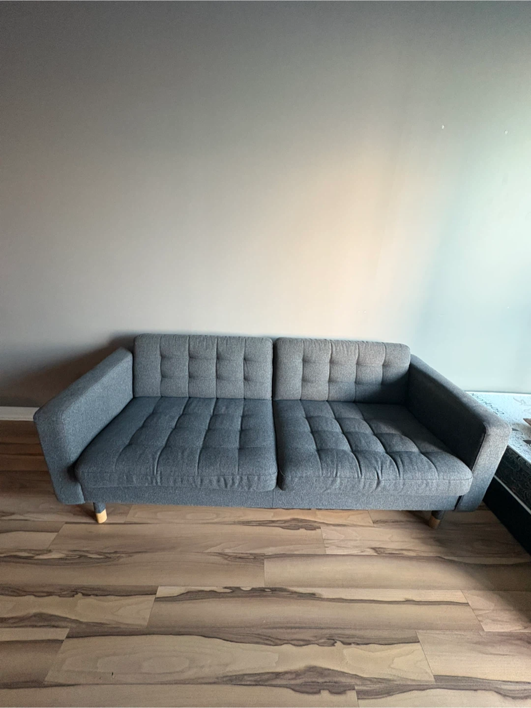 4 Seater Sofa - photo 5