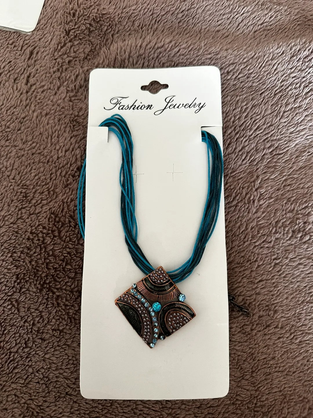Fashion Jewelry Necklace thumbnail