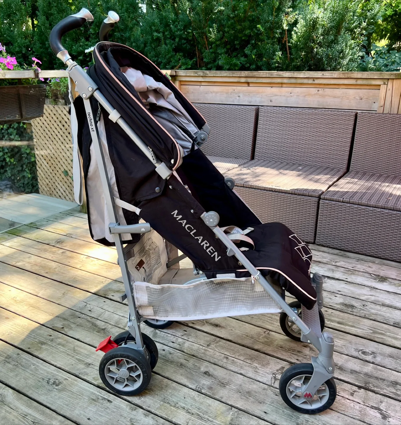 Maclaren 2018 / 2019 Techno XT Stroller – Black/Silver image indicator(2)