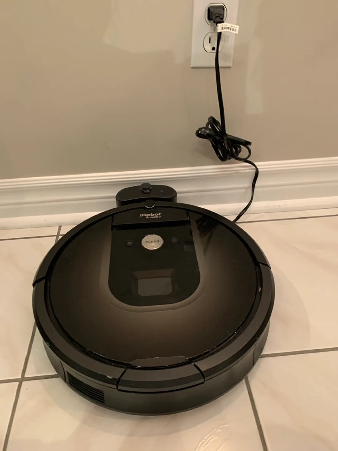 iRobot Roomba Vacuum thumbnail