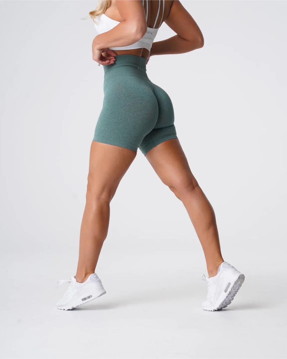 (NEW) NVGTN Pro Seamless Shorts (S) thumbnail