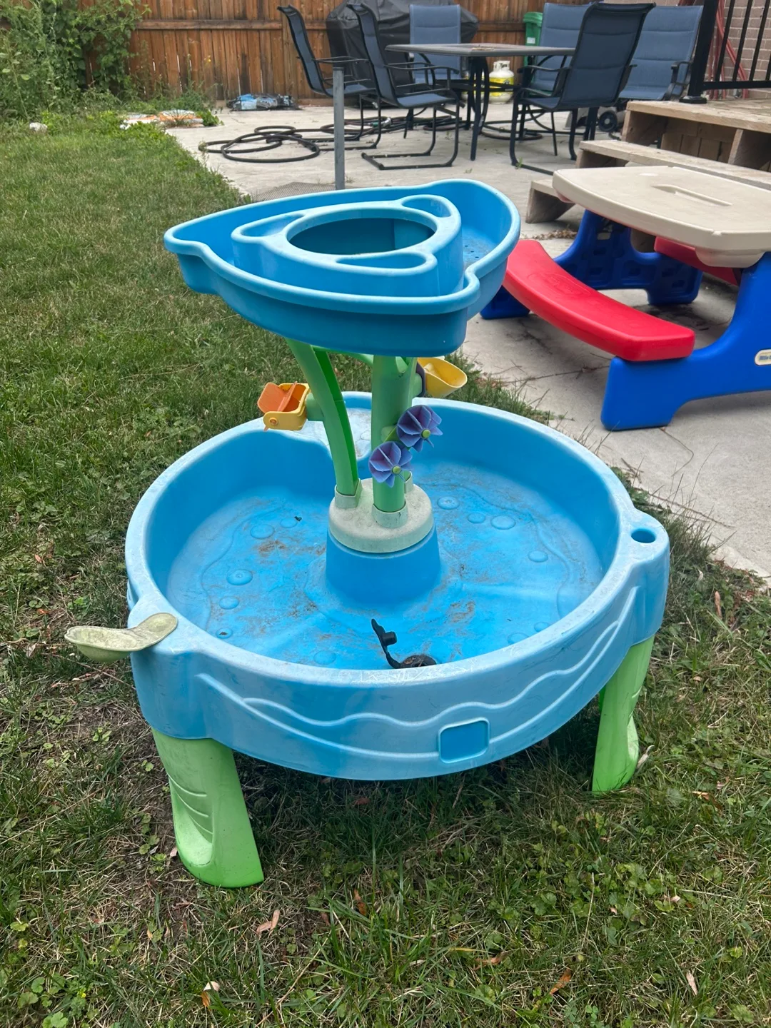 Little Tikes Fountain Factory Water Table thumbnail