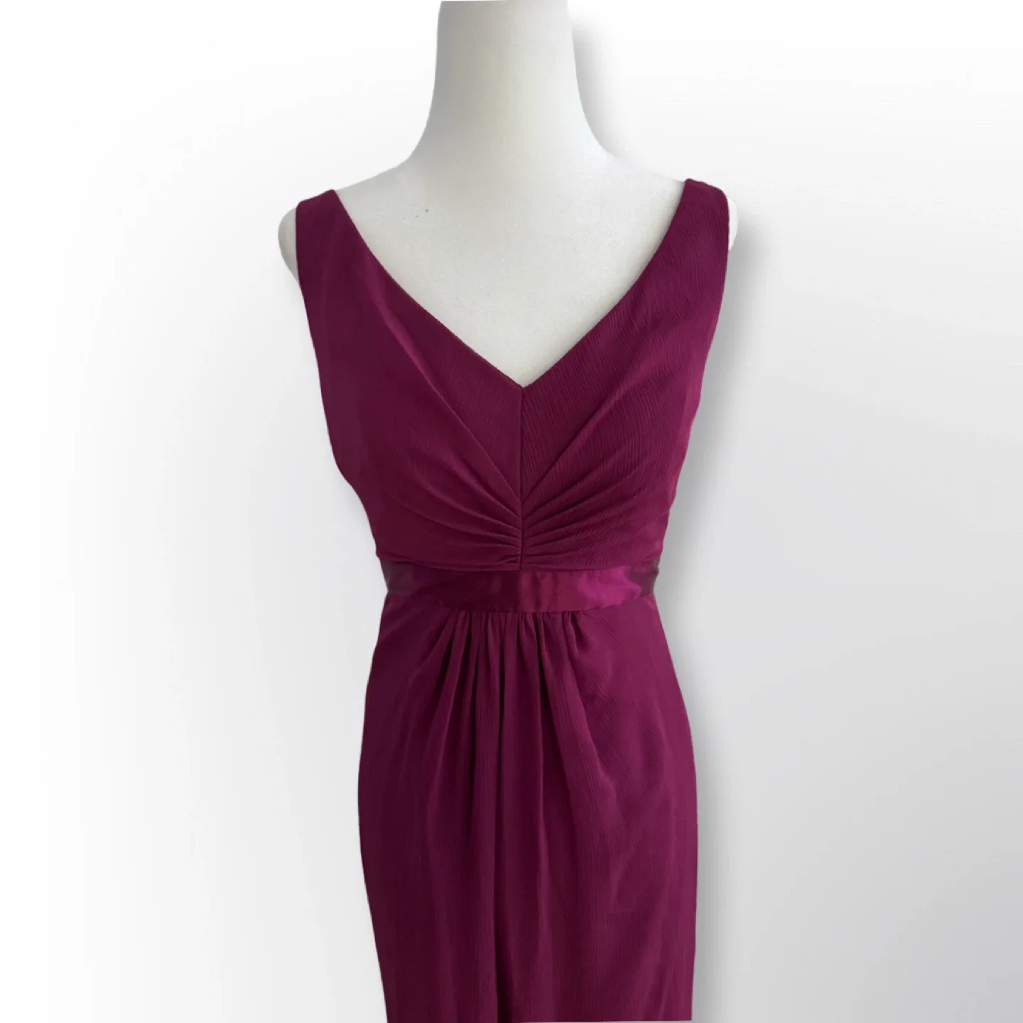 New With Tags! David’s Bridal Ruffle Detailing | Size 2 image indicator(2)