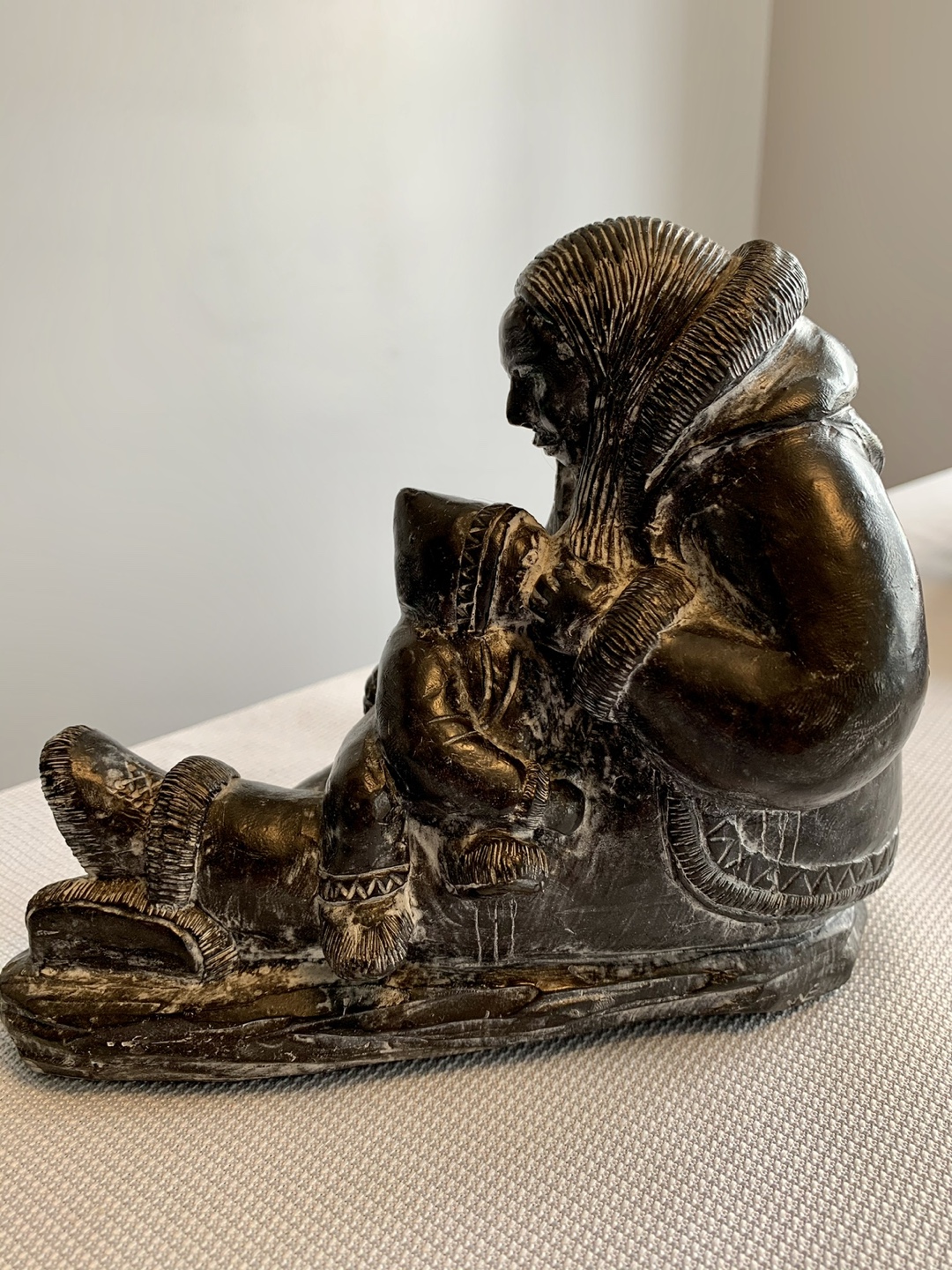 Inuit Mother and Child Sculpture - photo 3