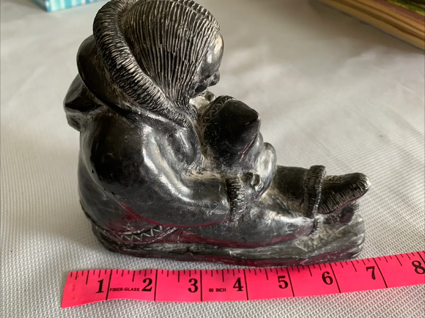 Inuit Mother and Child Sculpture image indicator(8)