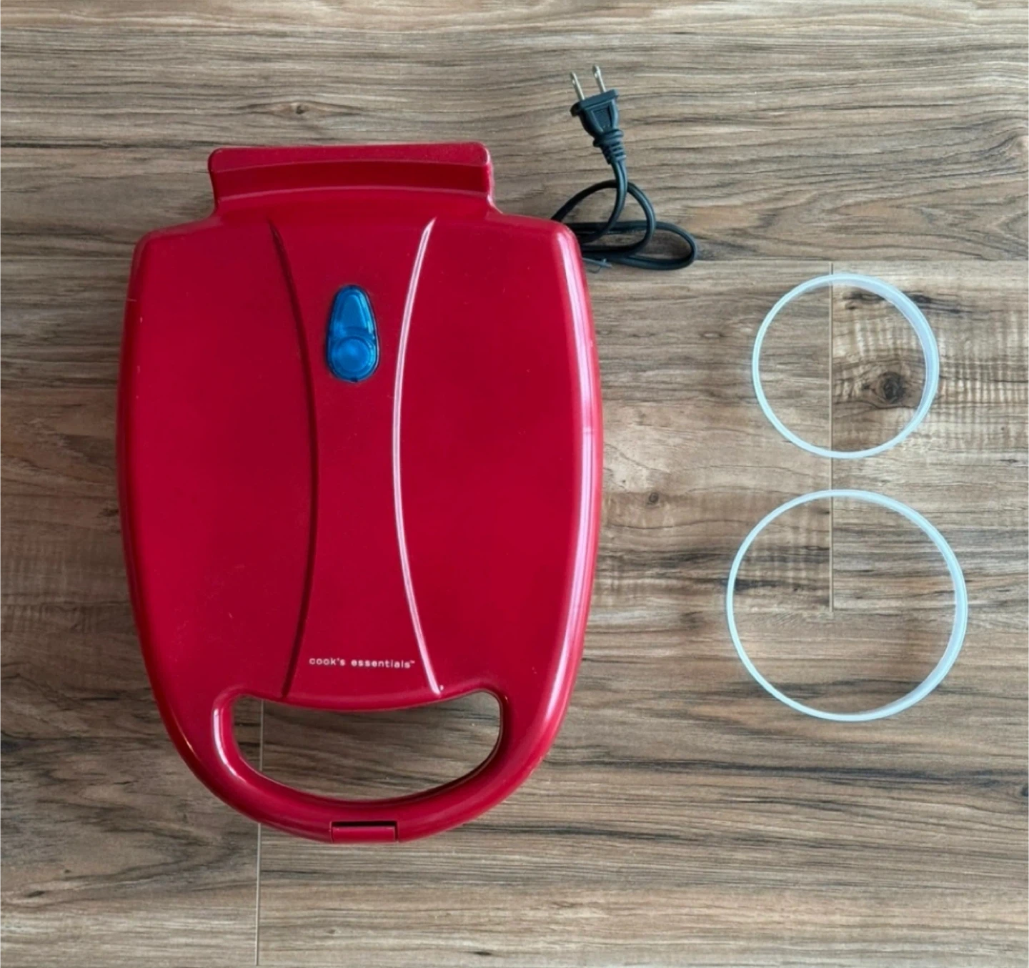 Cook's Essentials Red Waffle/Pancake Maker
