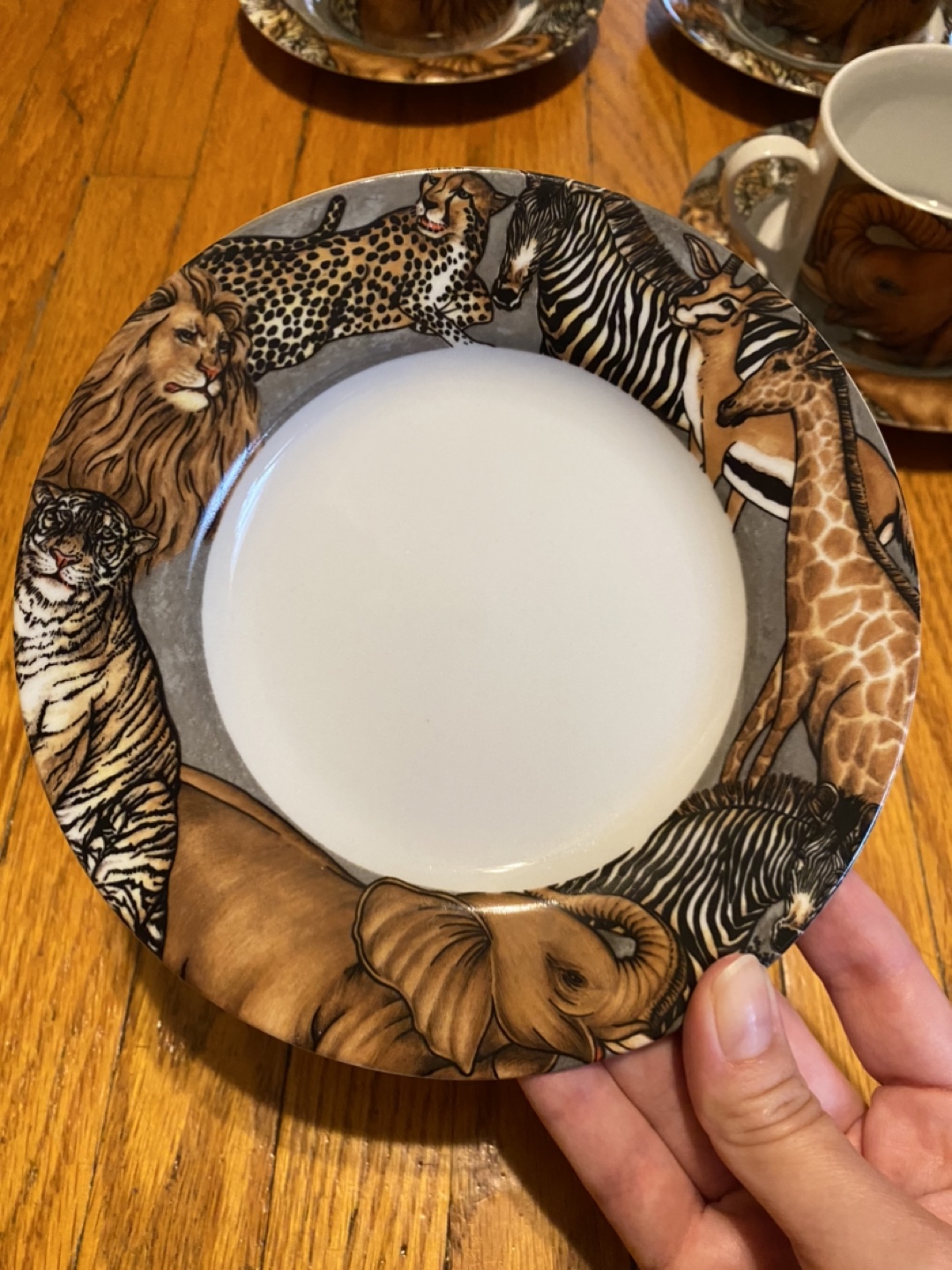 Sakura La Menagerie Cup and Saucer Set - photo 2