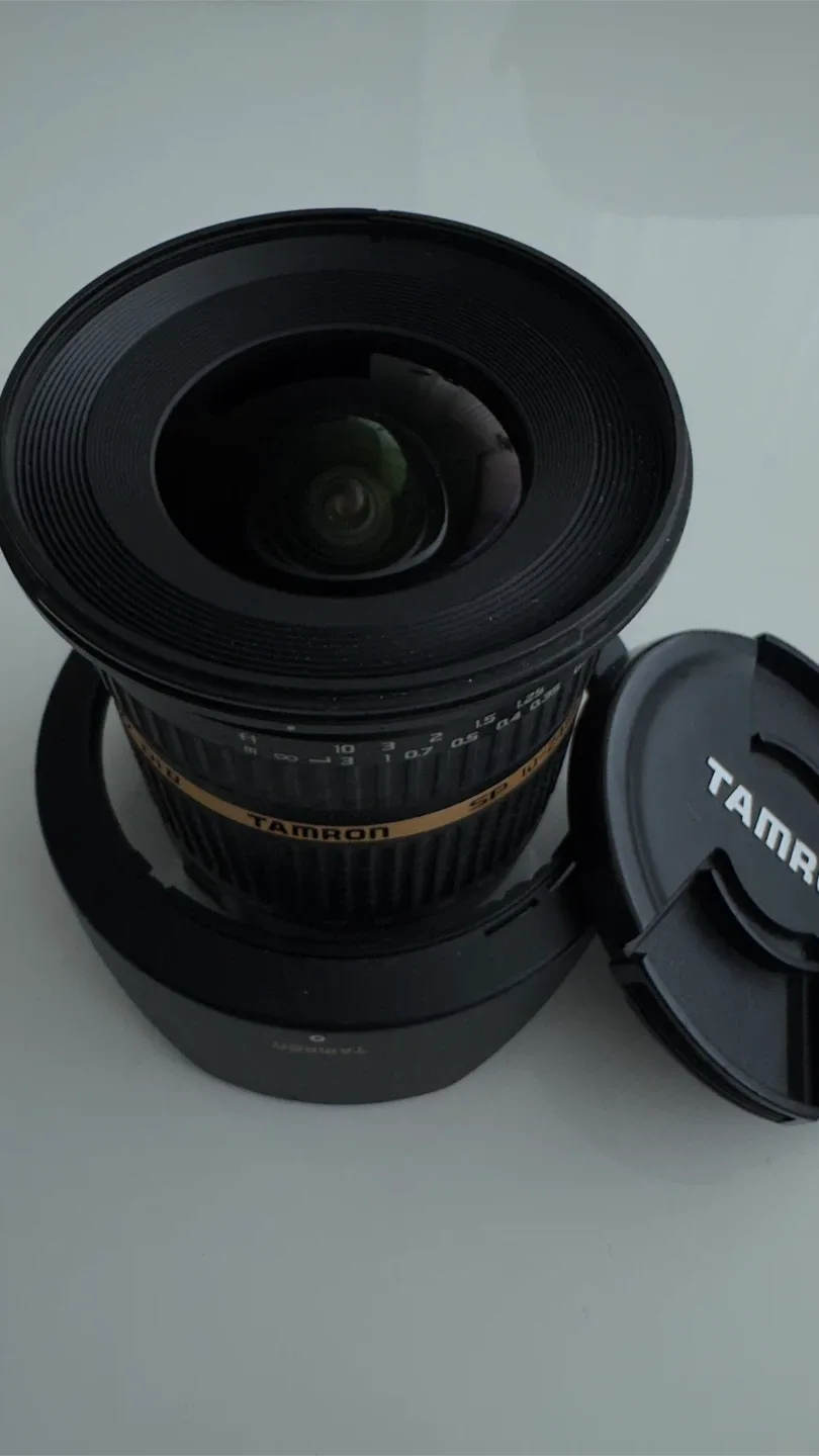 Canon eos Rebel T3i w/ 50mm f1.8 lens & camera bag image indicator(5)