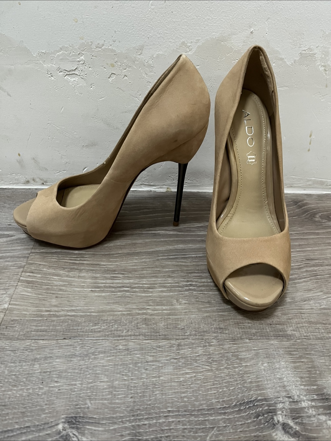 ALDO Beige Peep Toe Heels - photo 2