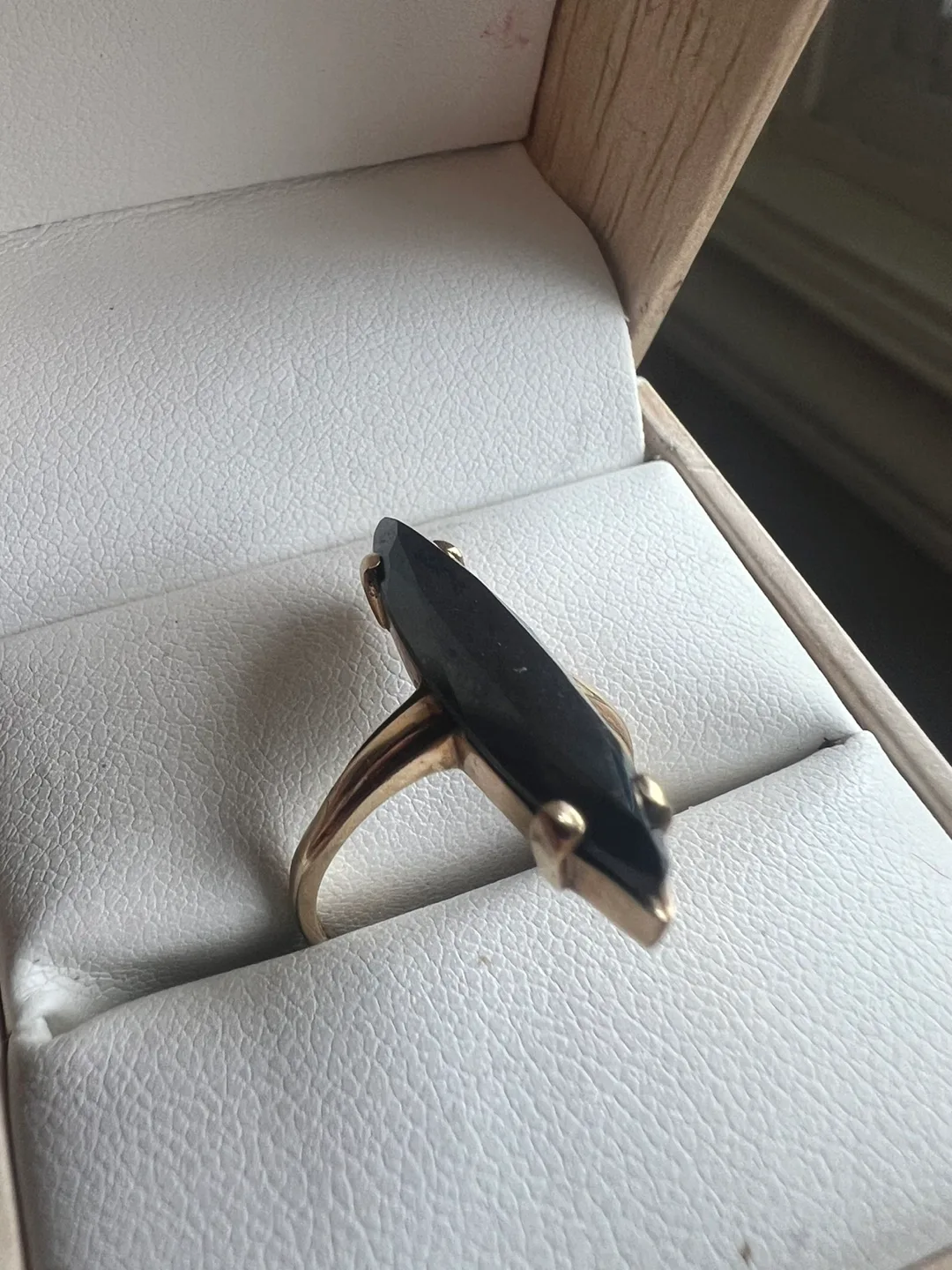10 k Black Alaskan Ring thumbnail