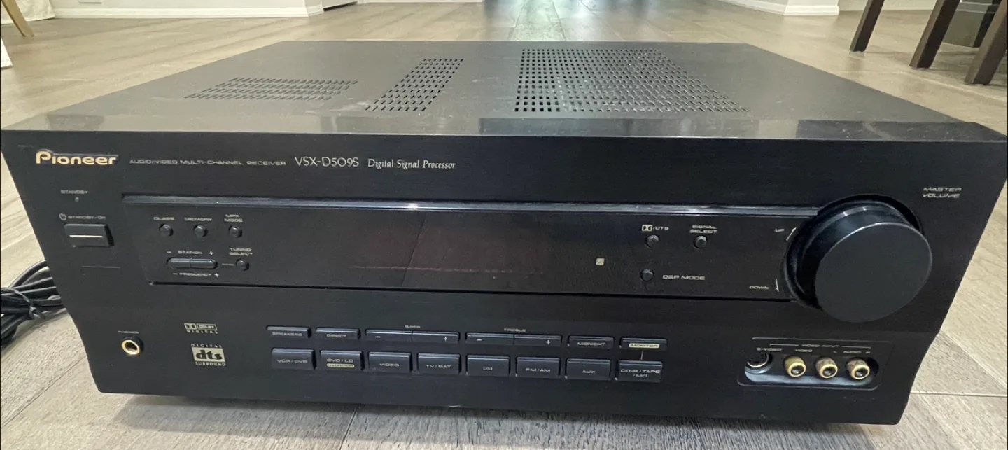 Pioneer VSX-D509S Audio/Video Multi-Channel Receiver thumbnail