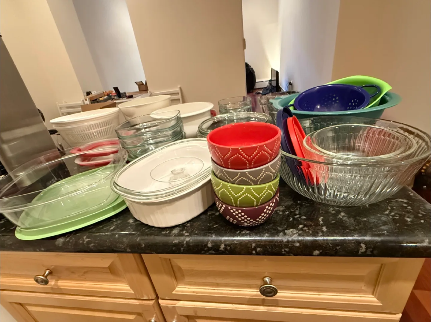 Mixed Kitchen Items. ALL LIKE NEW! image indicator(4)