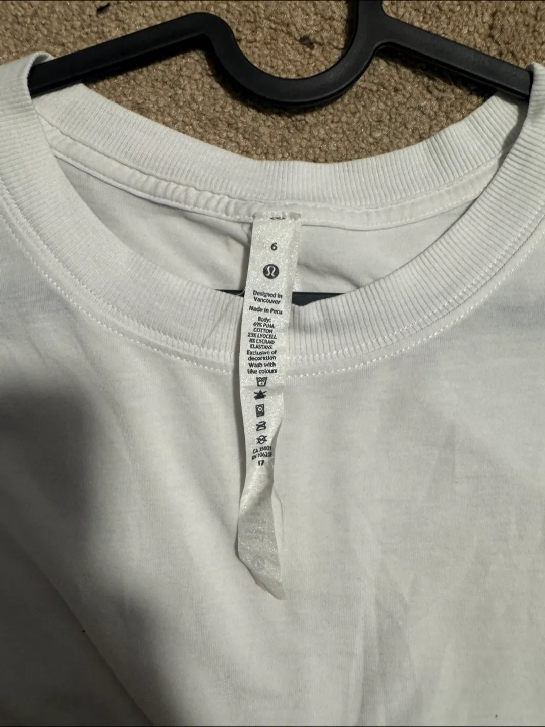 Lululemon White T-Shirt - Size 6 image indicator(3)