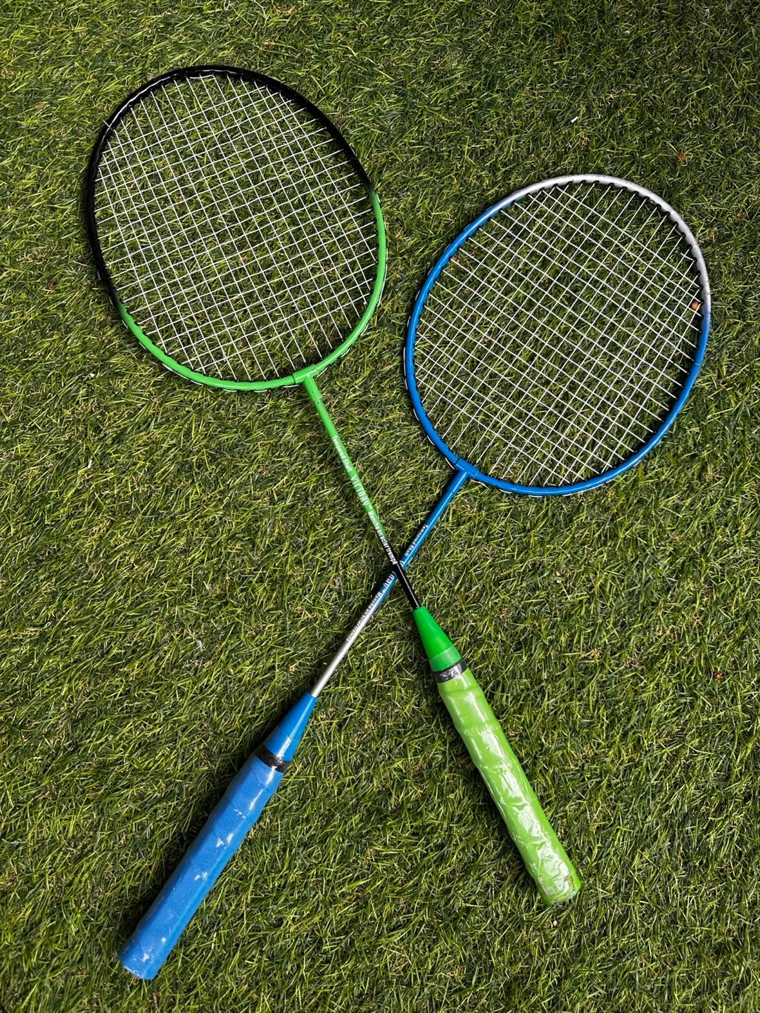 Badminton Rackets (Set of 2) thumbnail