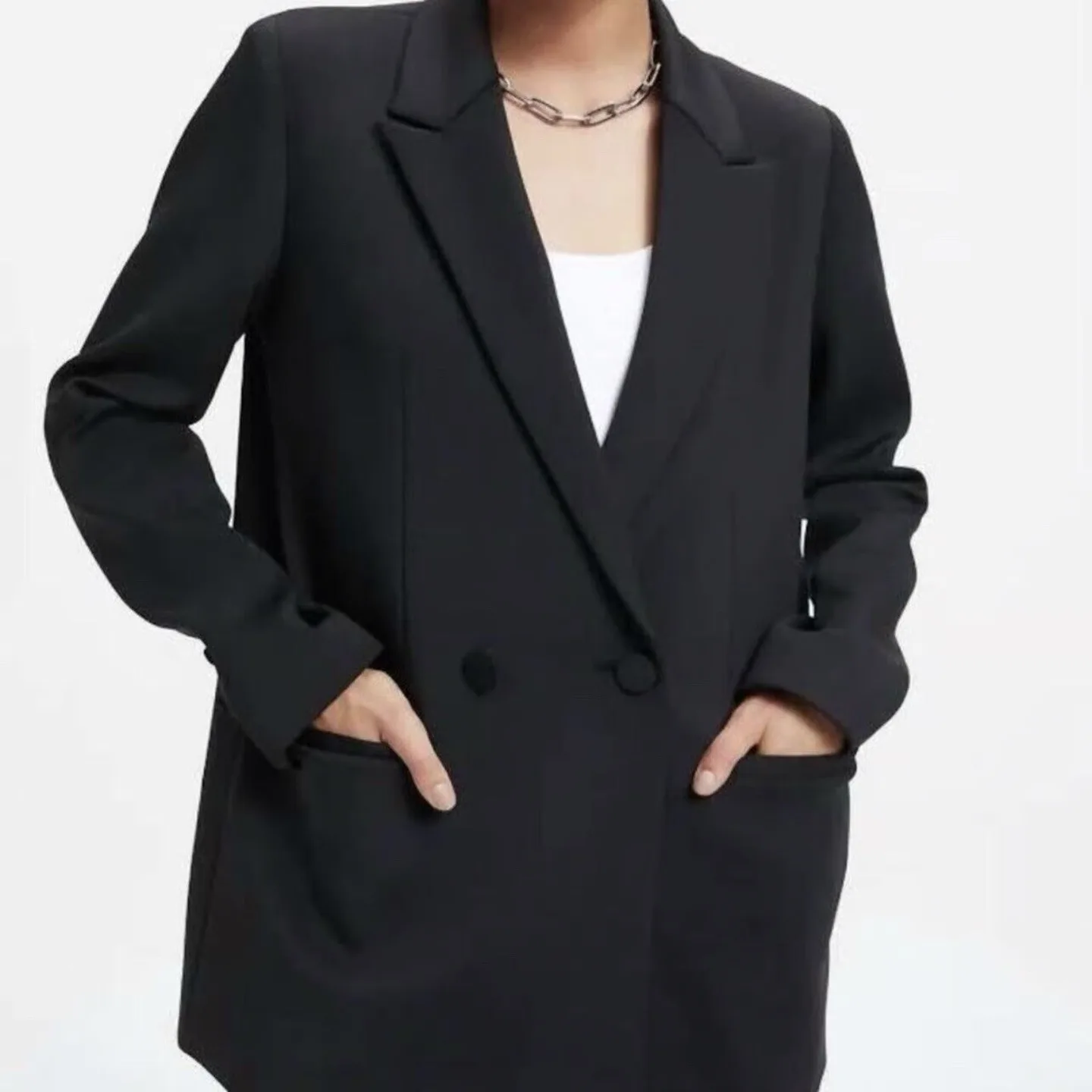 Women’s Navy Blazer thumbnail